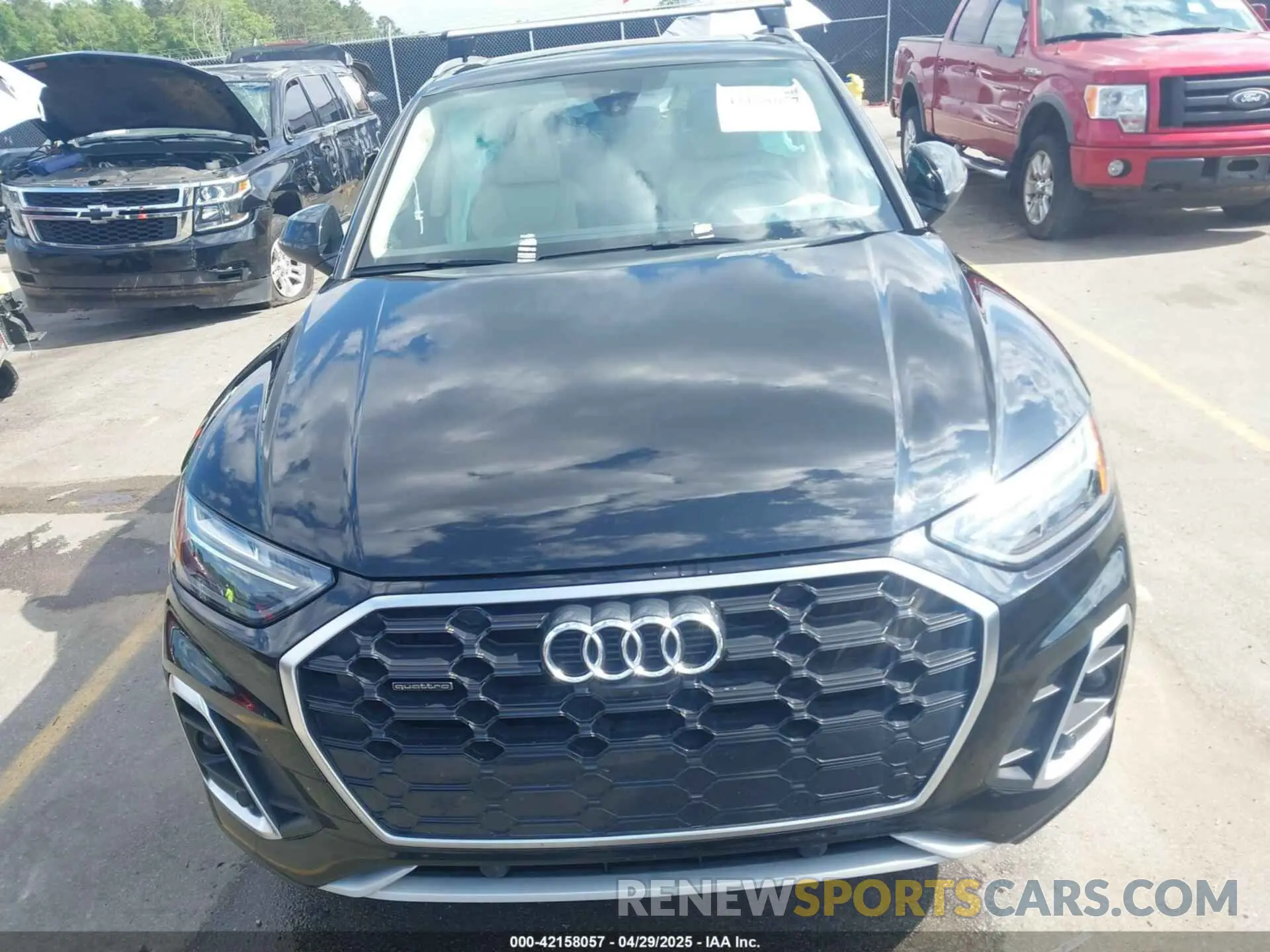 12 Photograph of a damaged car WA1EAAFY5R2030063 AUDI Q5 2024