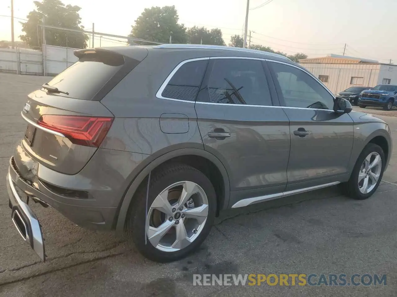 3 Фотография поврежденного автомобиля WA1EAAFY5R2034369 AUDI Q5 2024