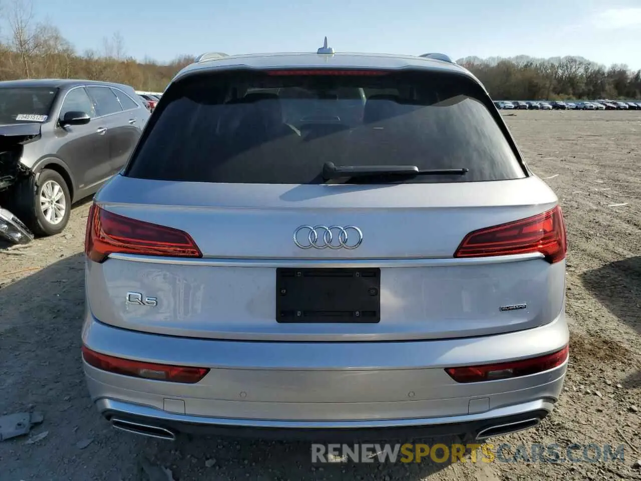 6 Photograph of a damaged car WA1EAAFY5R2036249 AUDI Q5 2024