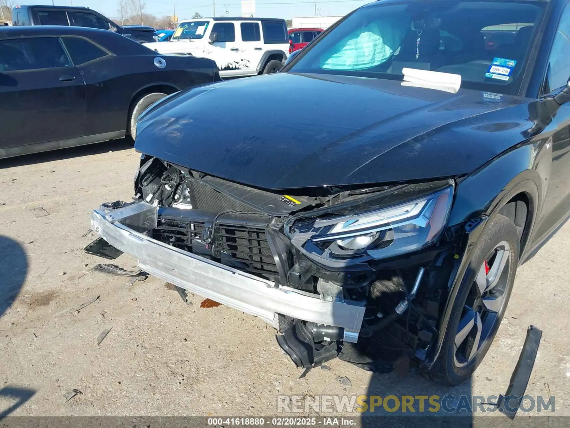 6 Photograph of a damaged car WA1EAAFY5R2120135 AUDI Q5 2024