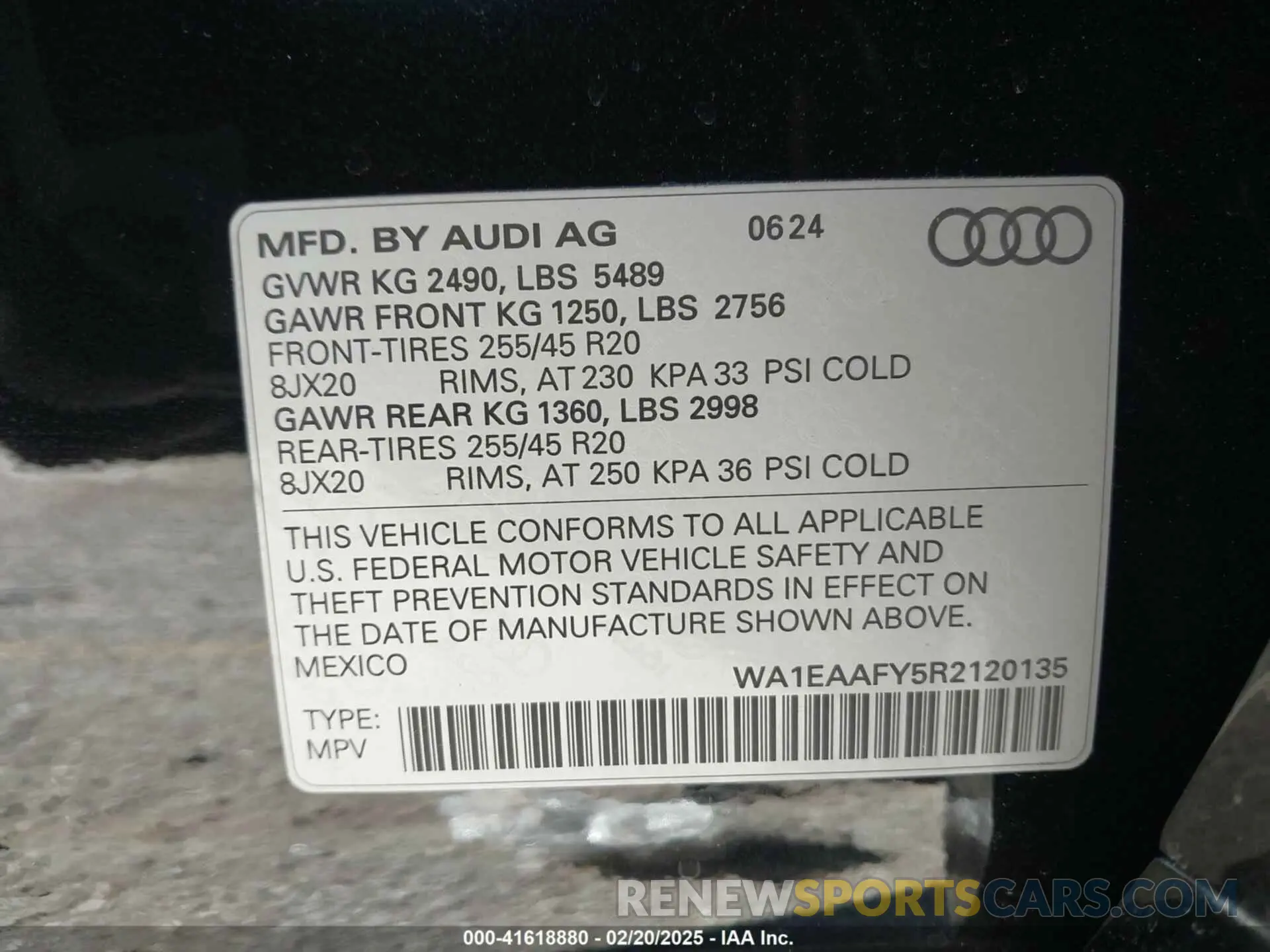 9 Photograph of a damaged car WA1EAAFY5R2120135 AUDI Q5 2024
