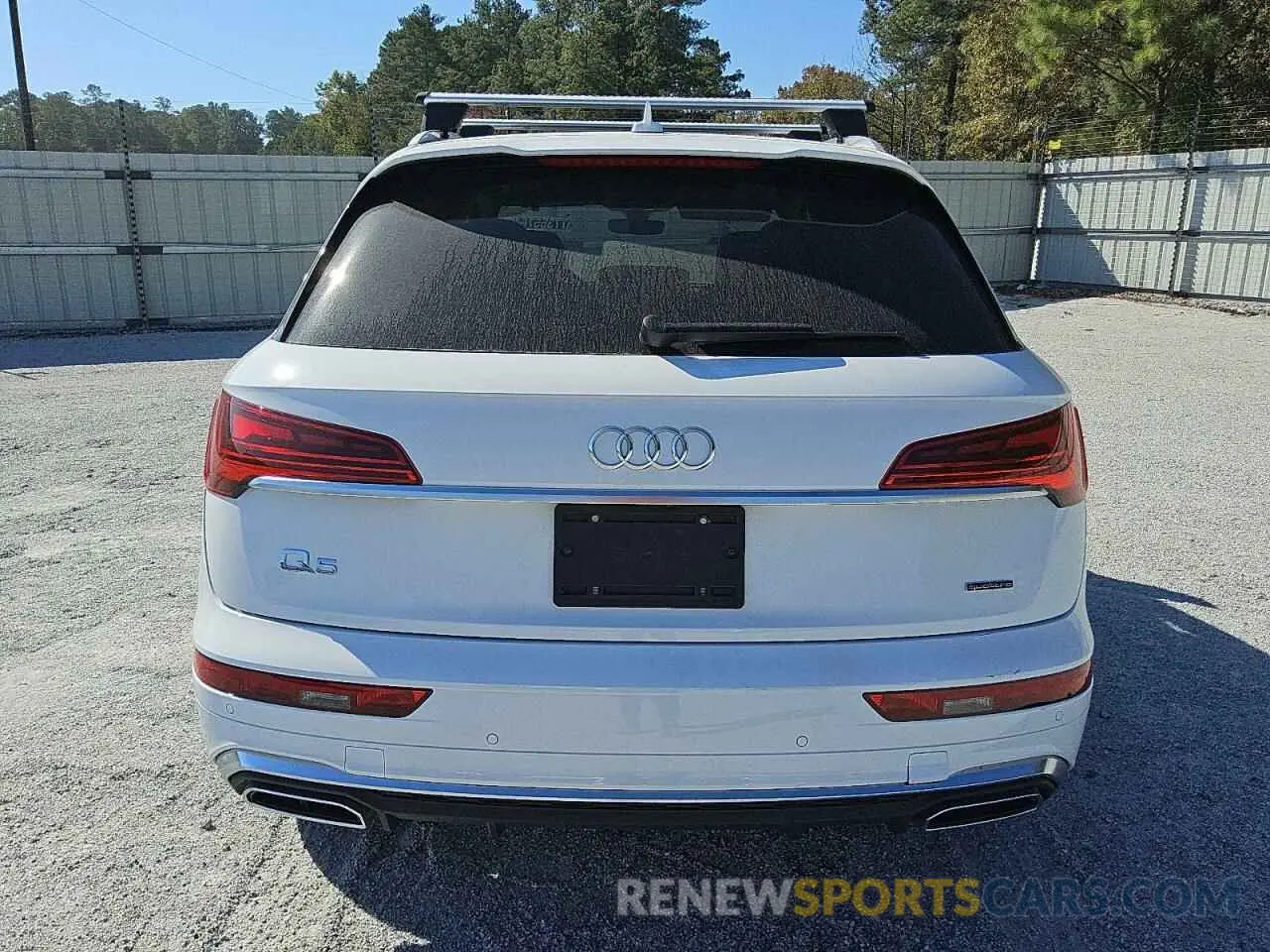 6 Photograph of a damaged car WA1EAAFY5R2131698 AUDI Q5 2024
