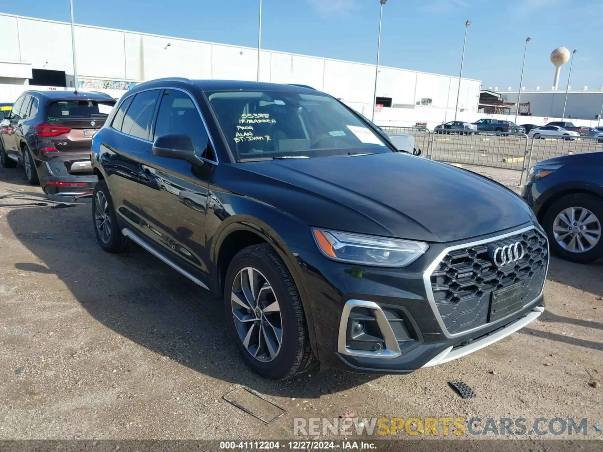1 Photograph of a damaged car WA1EAAFY6R2047325 AUDI Q5 2024