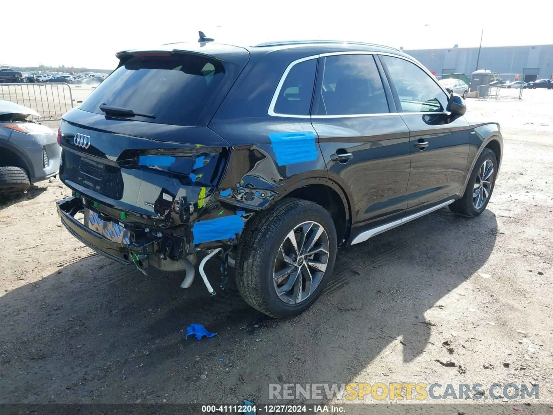 4 Photograph of a damaged car WA1EAAFY6R2047325 AUDI Q5 2024