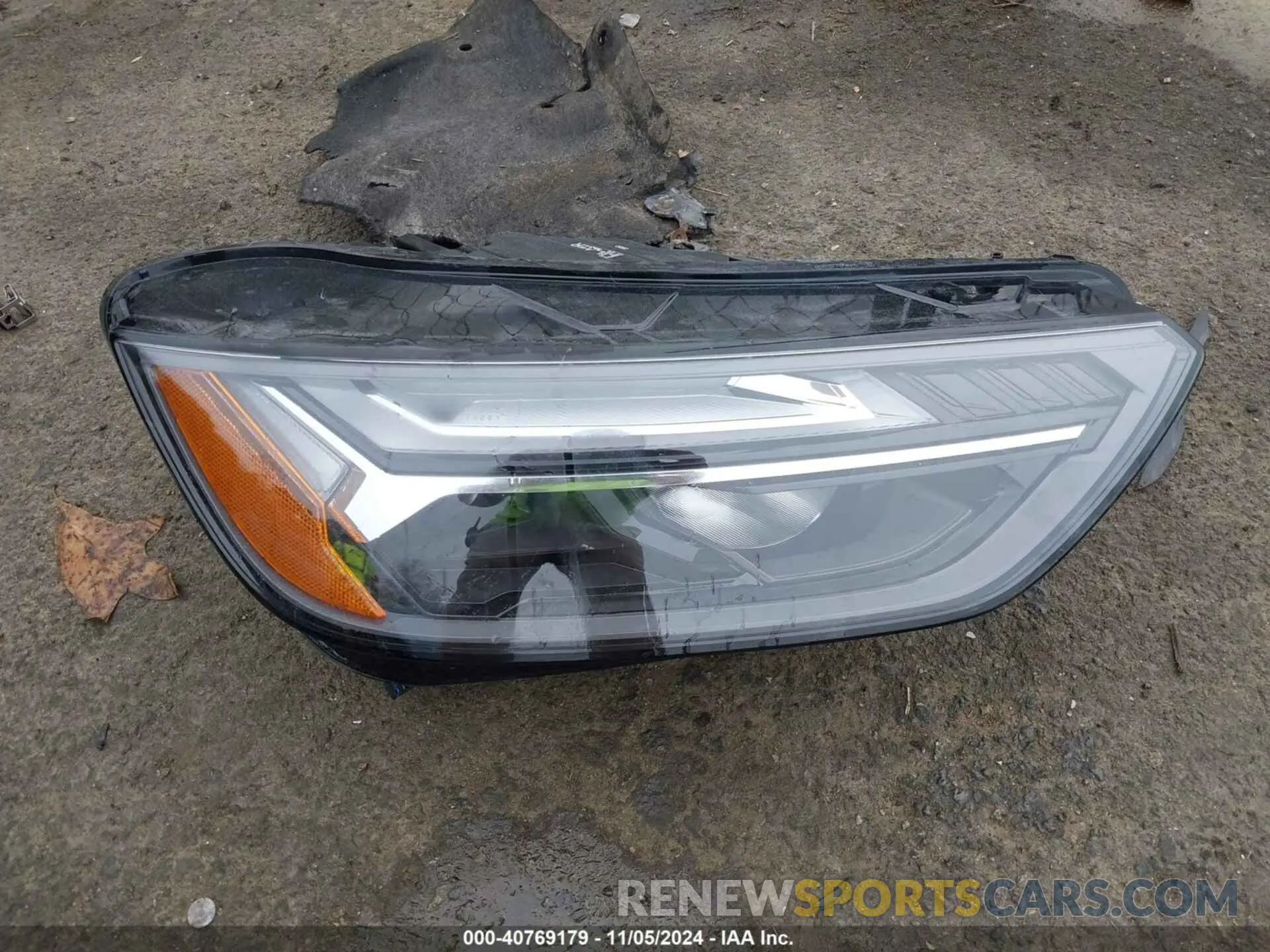 12 Photograph of a damaged car WA1EAAFY7R2140967 AUDI Q5 2024
