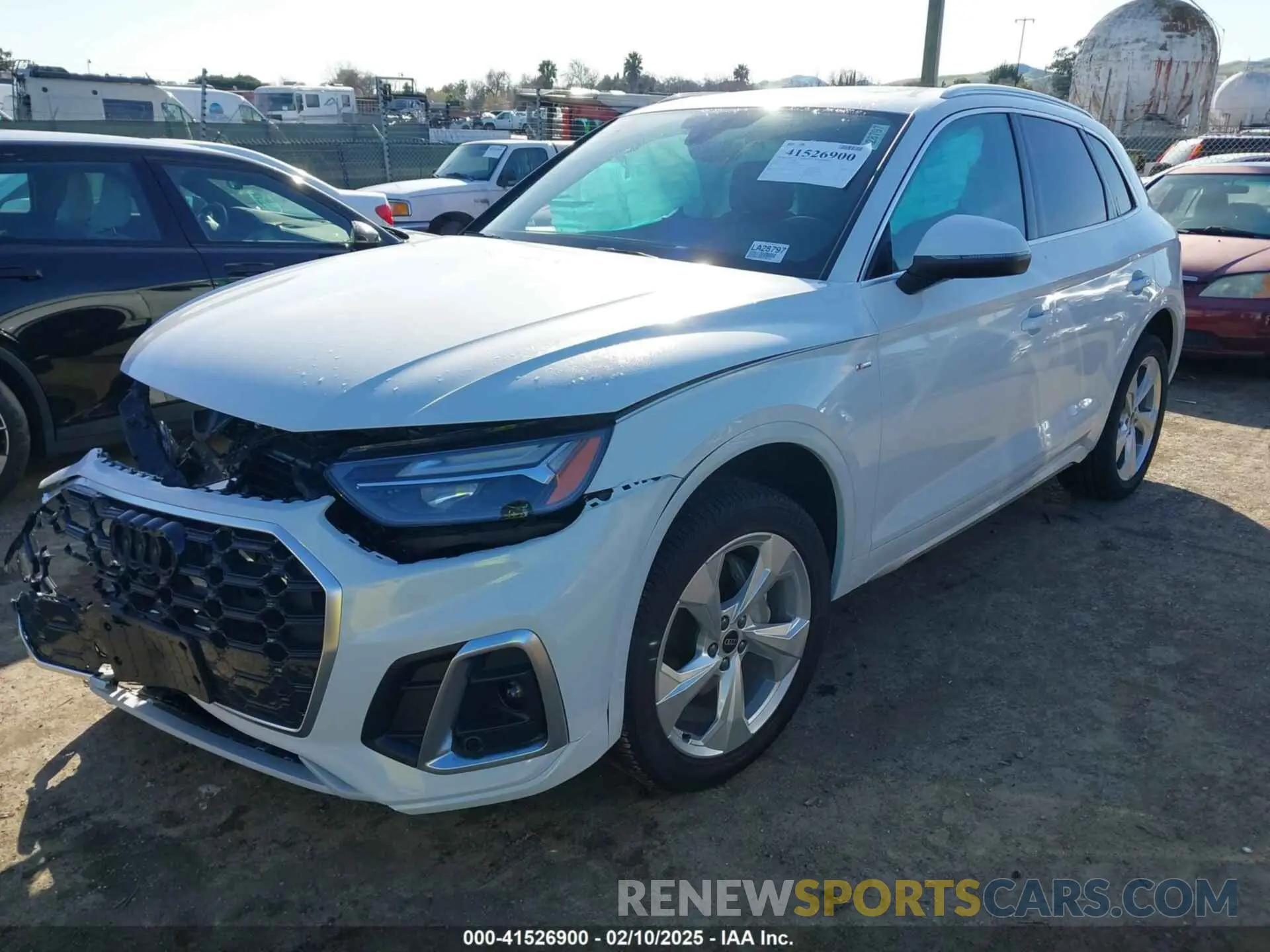 2 Photograph of a damaged car WA1EAAFY9R2138718 AUDI Q5 2024