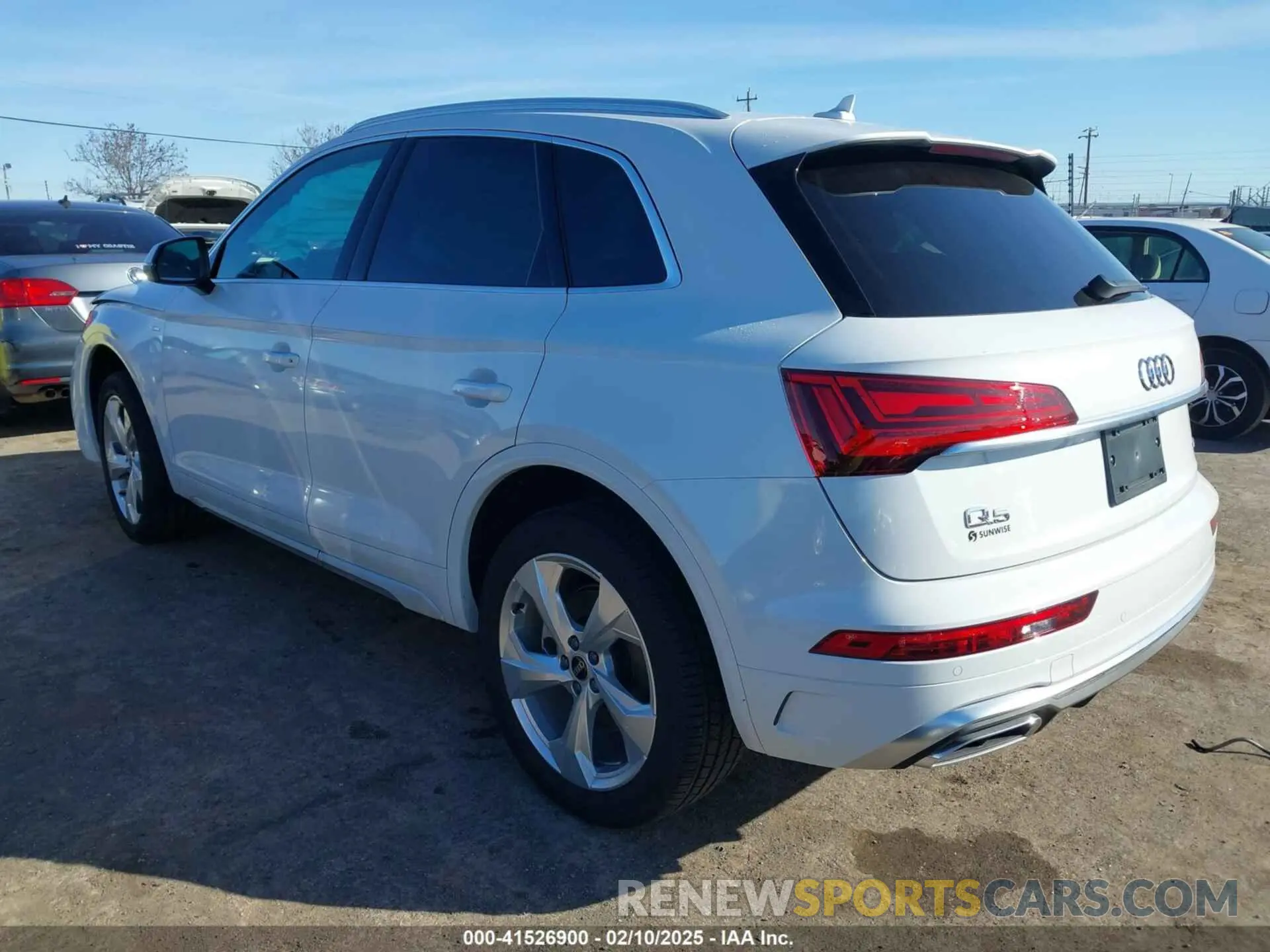 3 Photograph of a damaged car WA1EAAFY9R2138718 AUDI Q5 2024