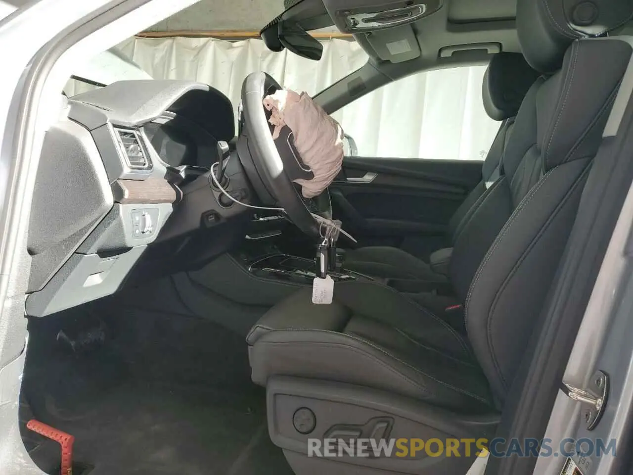 7 Фотография поврежденного автомобиля WA1EAAFYXR2078805 AUDI Q5 2024