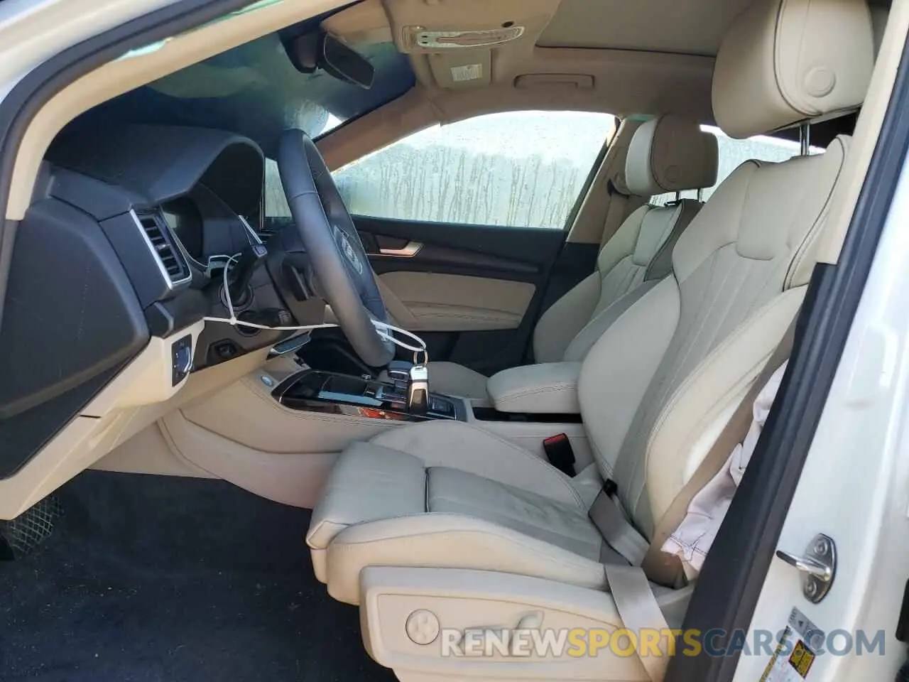 7 Photograph of a damaged car WA1EABFY9R2051407 AUDI Q5 2024
