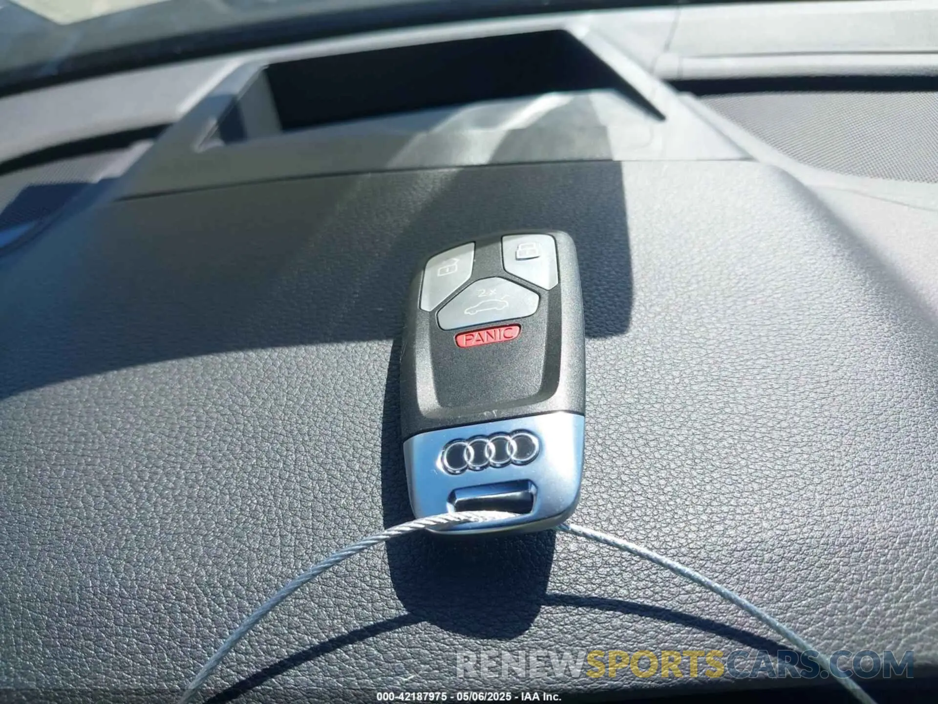 11 Photograph of a damaged car WA1F2AFY1R2100112 AUDI Q5 2024