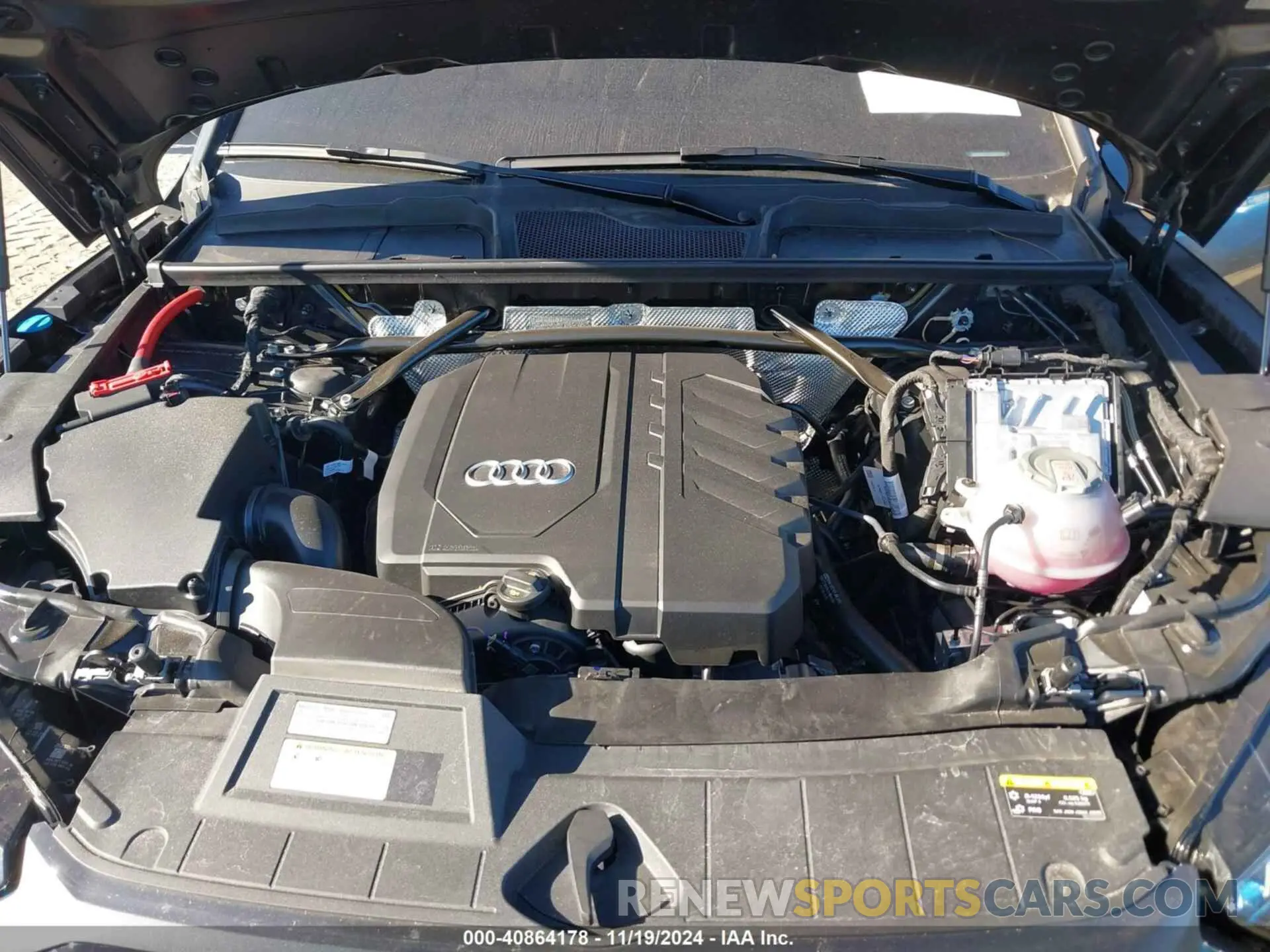 10 Фотография поврежденного автомобиля WA1FAAFY5R2112458 AUDI Q5 2024