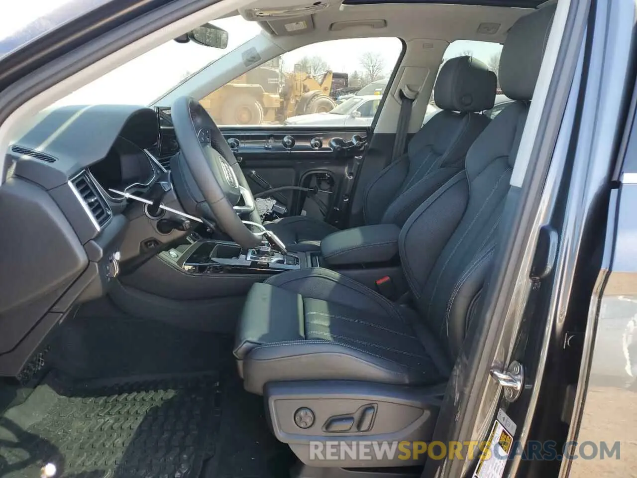 7 Фотография поврежденного автомобиля WA1FAAFY7R2014421 AUDI Q5 2024