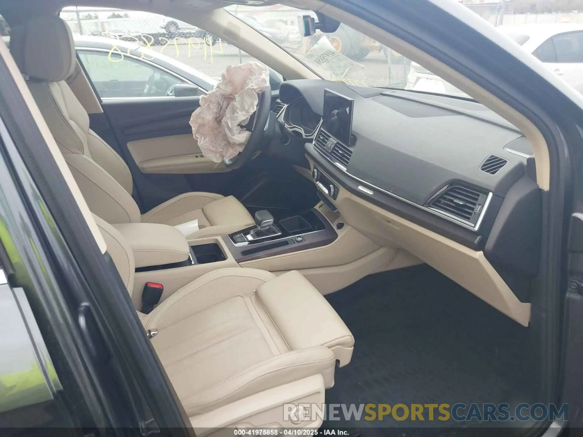 5 Photograph of a damaged car WA1FAAFY8R2007316 AUDI Q5 2024