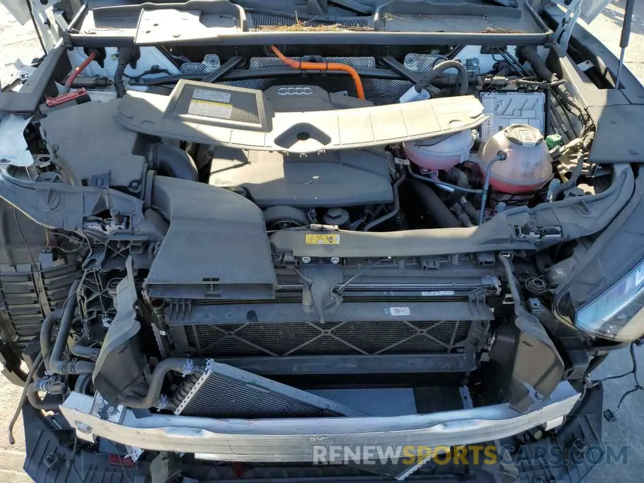 14 Photograph of a damaged car WA1G2AFY1R2069111 AUDI Q5 2024