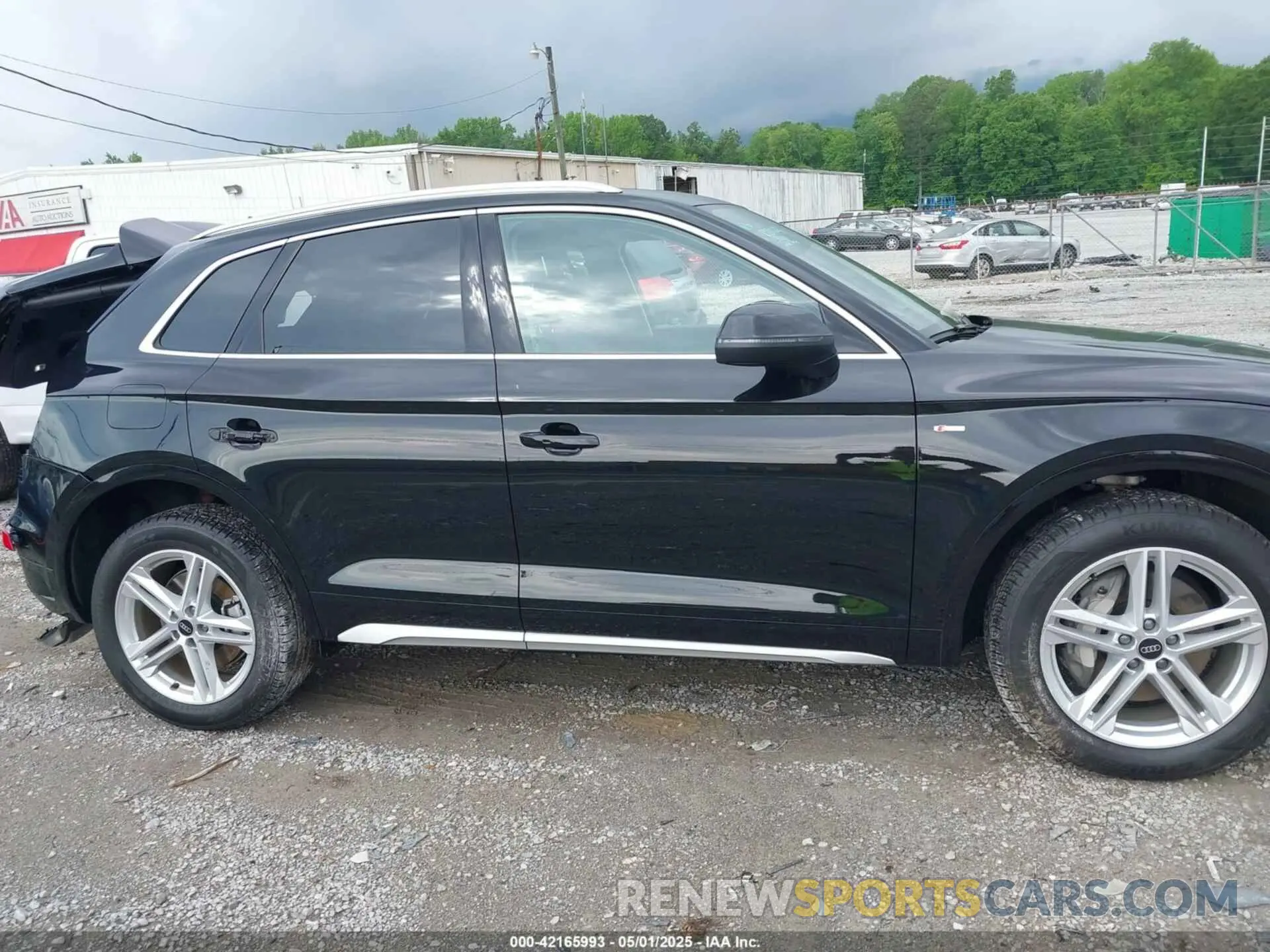 13 Photograph of a damaged car WA1G2AFY3R2146531 AUDI Q5 2024