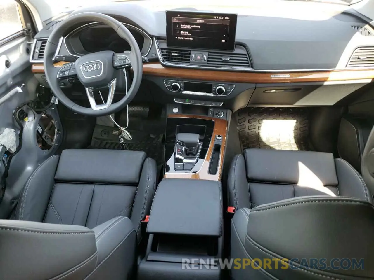 8 Фотография поврежденного автомобиля WA1G2AFY5R2084291 AUDI Q5 2024