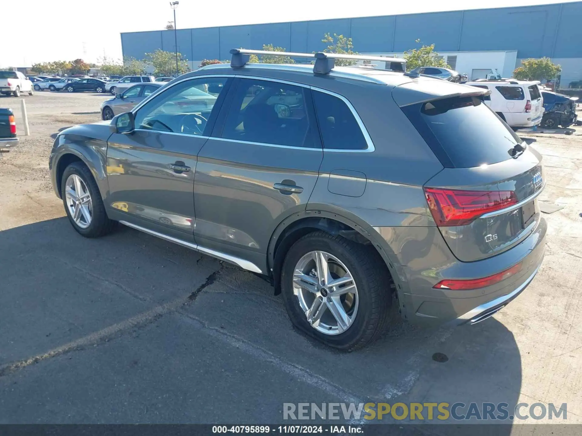 3 Фотография поврежденного автомобиля WA1G2AFY8R2103934 AUDI Q5 2024