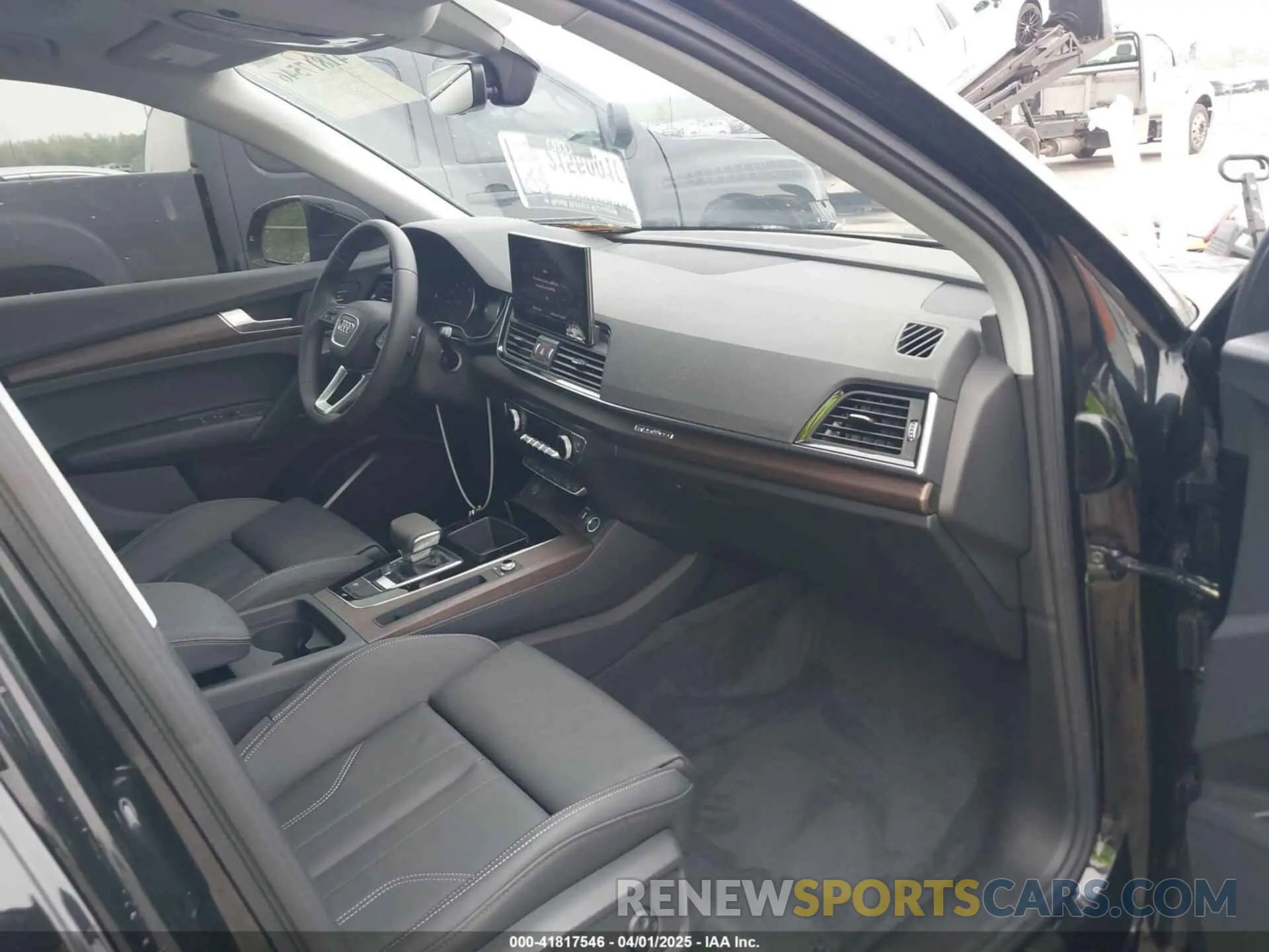 5 Фотография поврежденного автомобиля WA1GAAFY0R2145033 AUDI Q5 2024