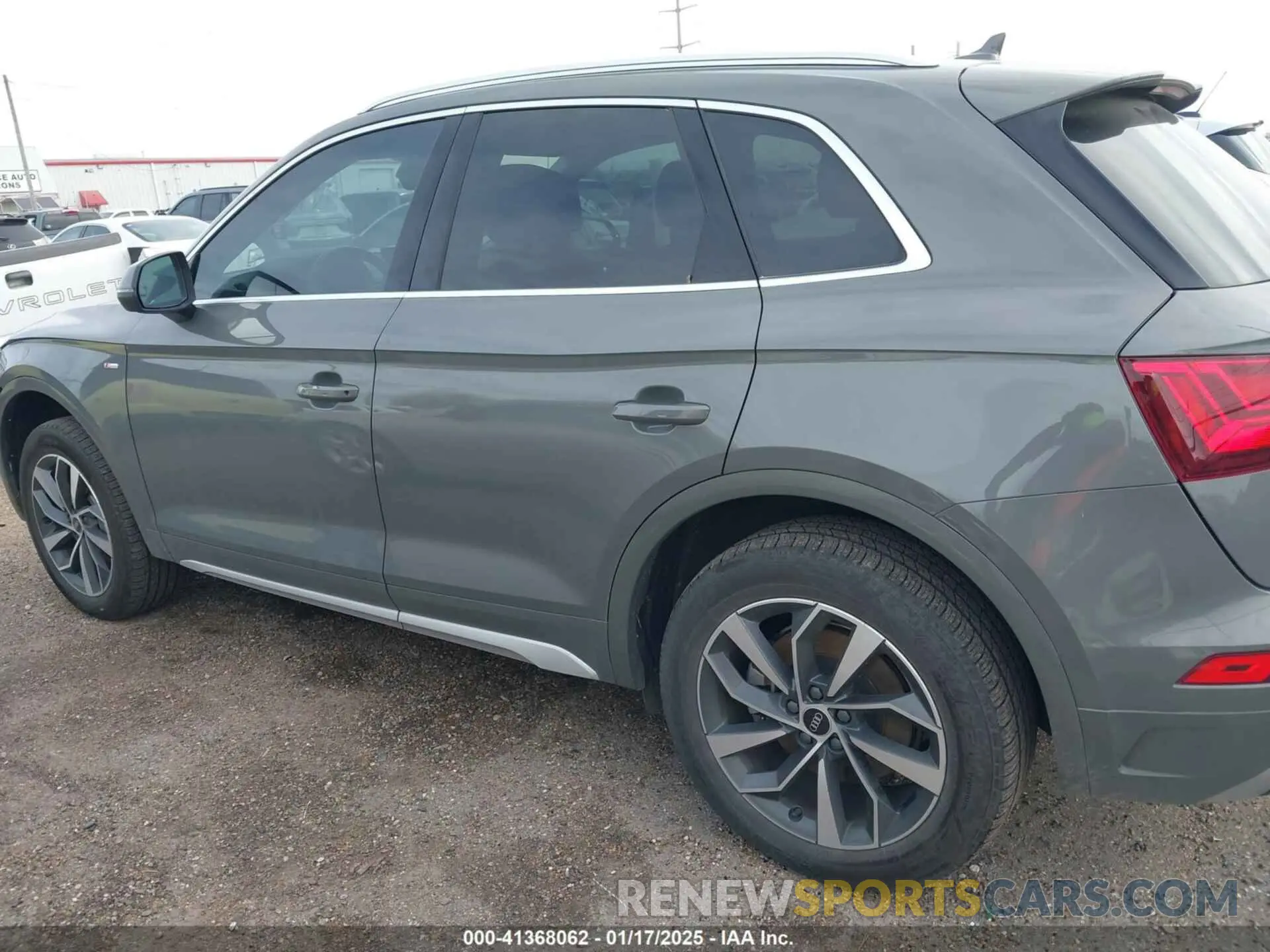 15 Фотография поврежденного автомобиля WA1GAAFY1R2000549 AUDI Q5 2024
