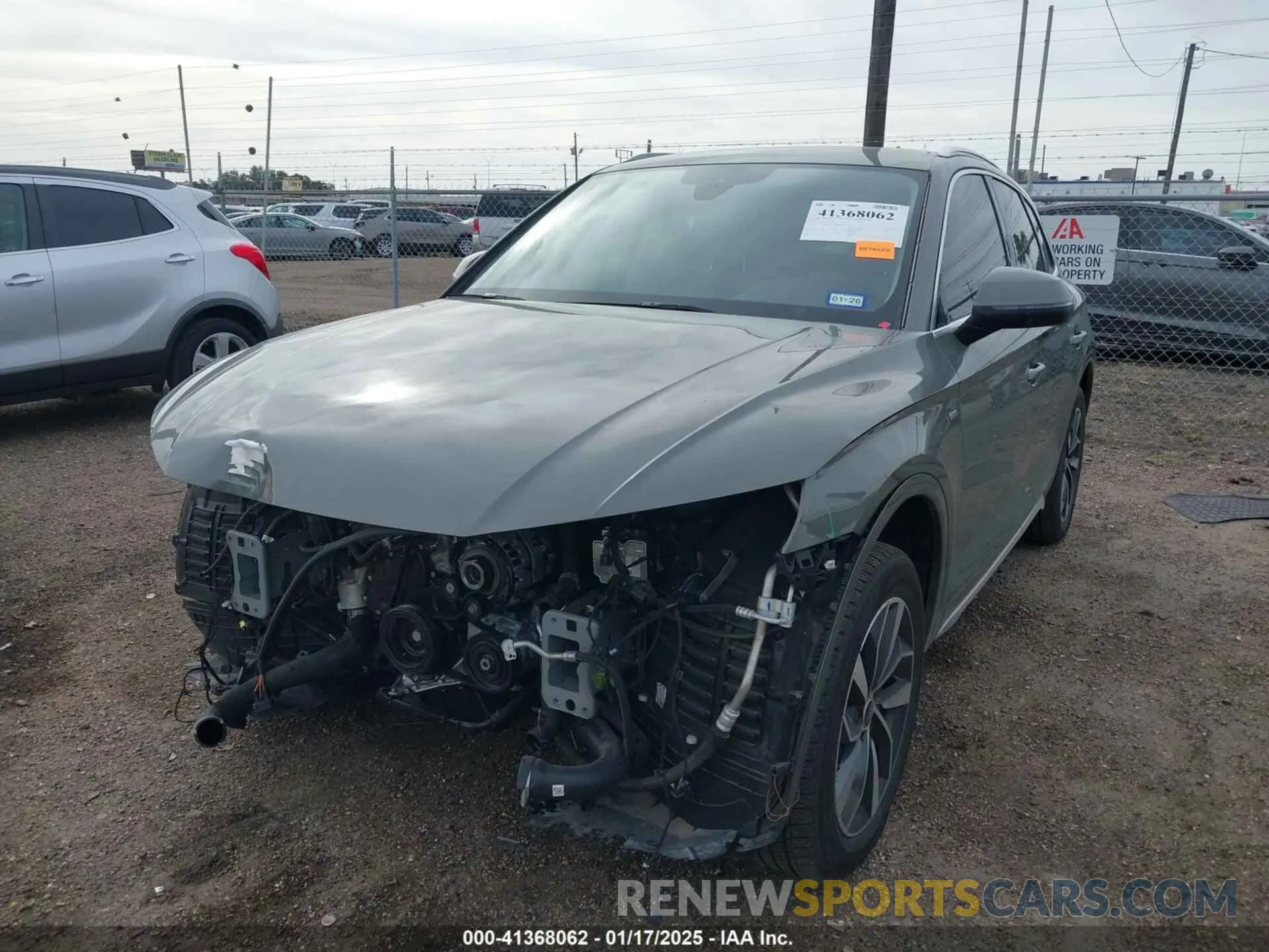 2 Фотография поврежденного автомобиля WA1GAAFY1R2000549 AUDI Q5 2024
