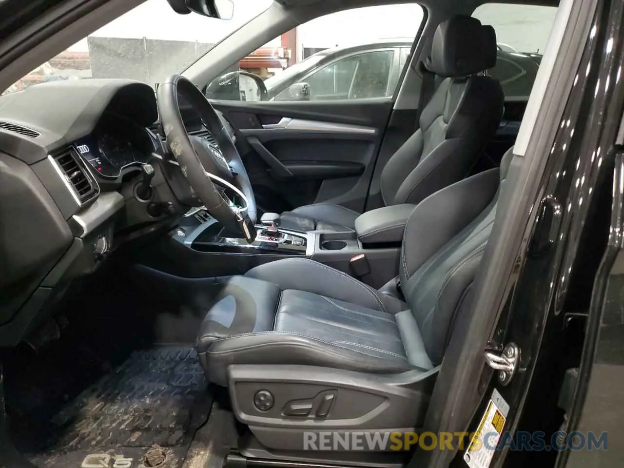 7 Фотография поврежденного автомобиля WA1GAAFY1R2050058 AUDI Q5 2024