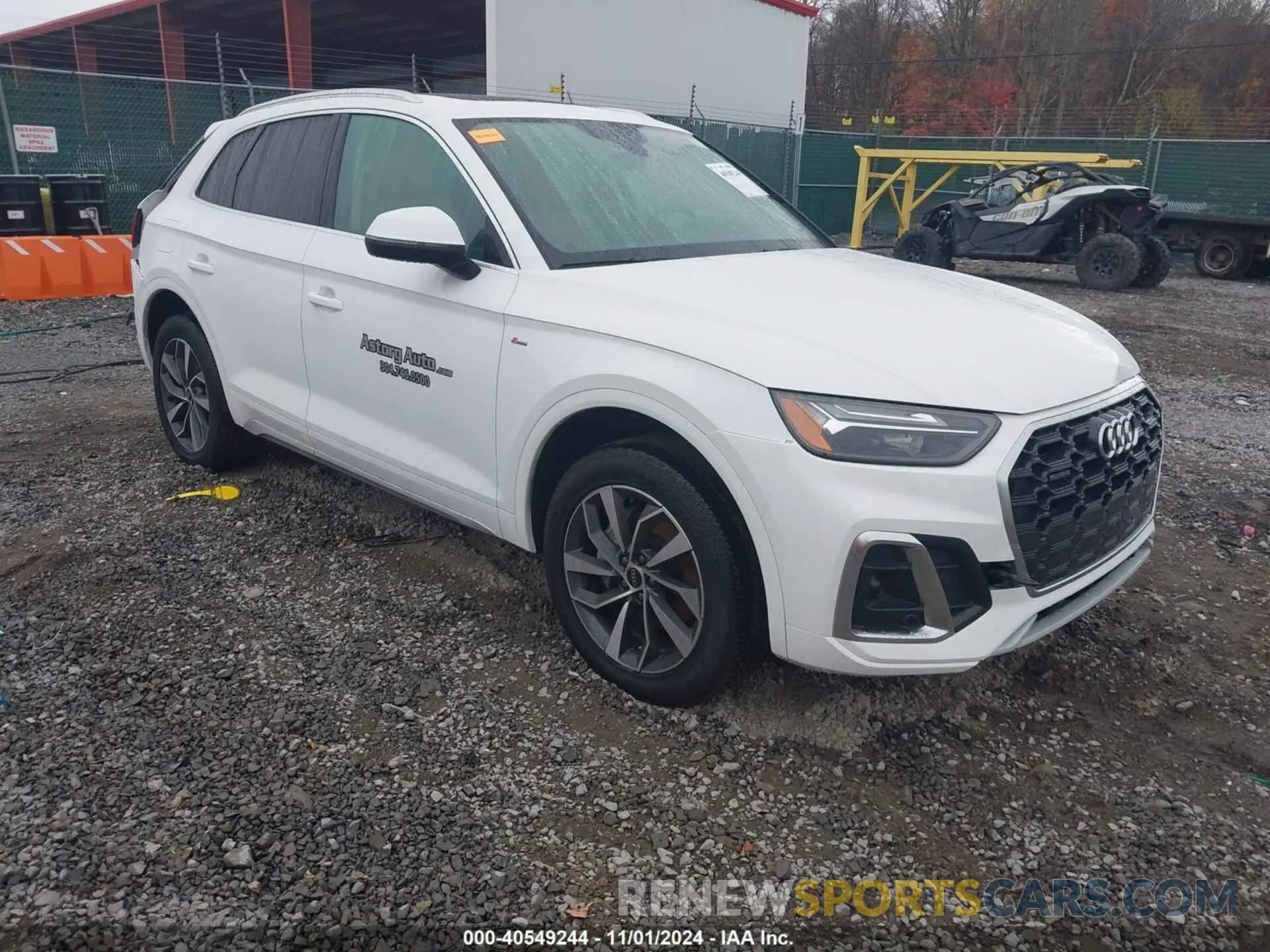1 Photograph of a damaged car WA1GAAFY4R2024229 AUDI Q5 2024