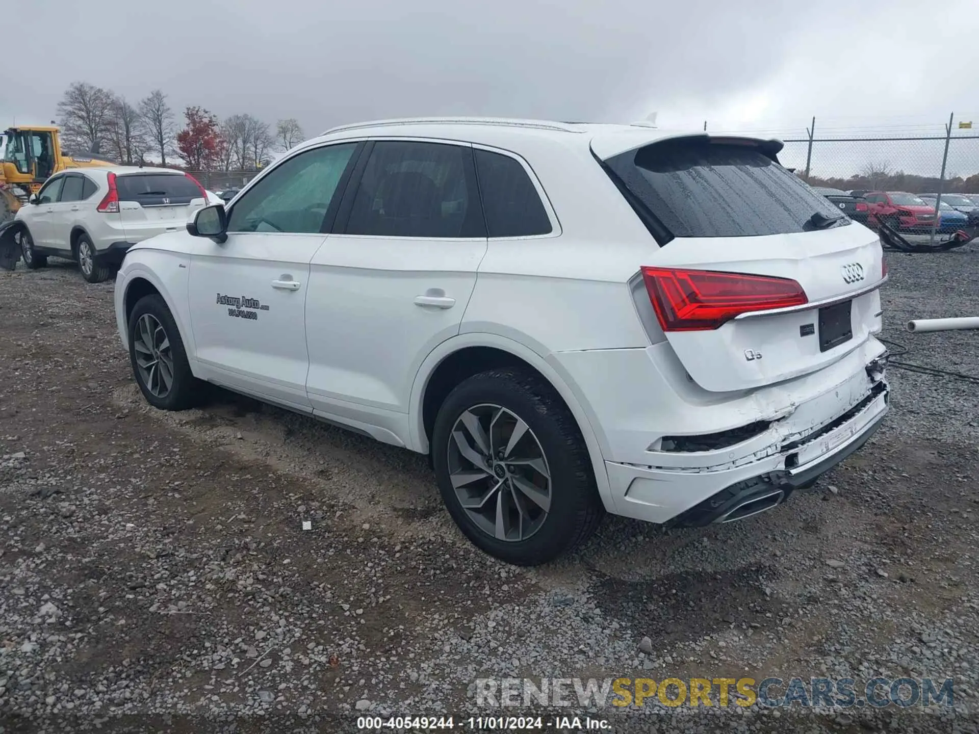 3 Photograph of a damaged car WA1GAAFY4R2024229 AUDI Q5 2024