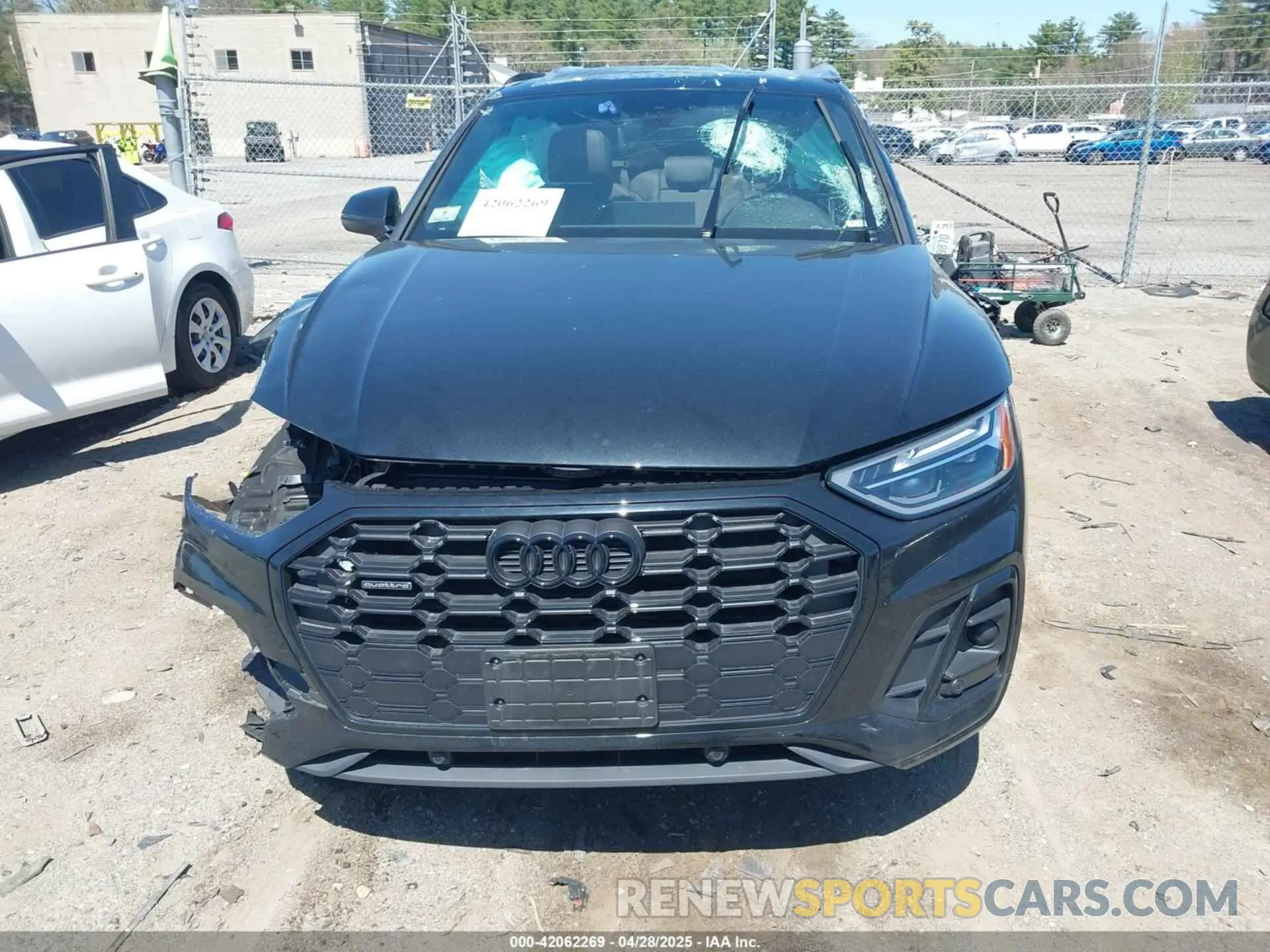 12 Photograph of a damaged car WA1GAAFY7R2118282 AUDI Q5 2024