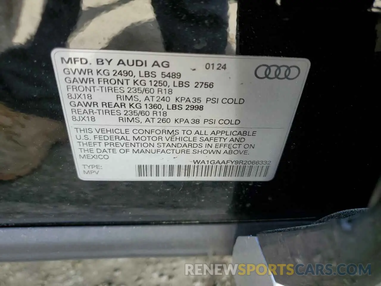14 Photograph of a damaged car WA1GAAFY9R2066332 AUDI Q5 2024