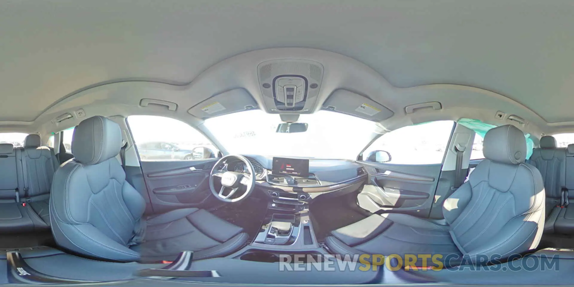 12 Photograph of a damaged car WA1GAAFYXR2065433 AUDI Q5 2024