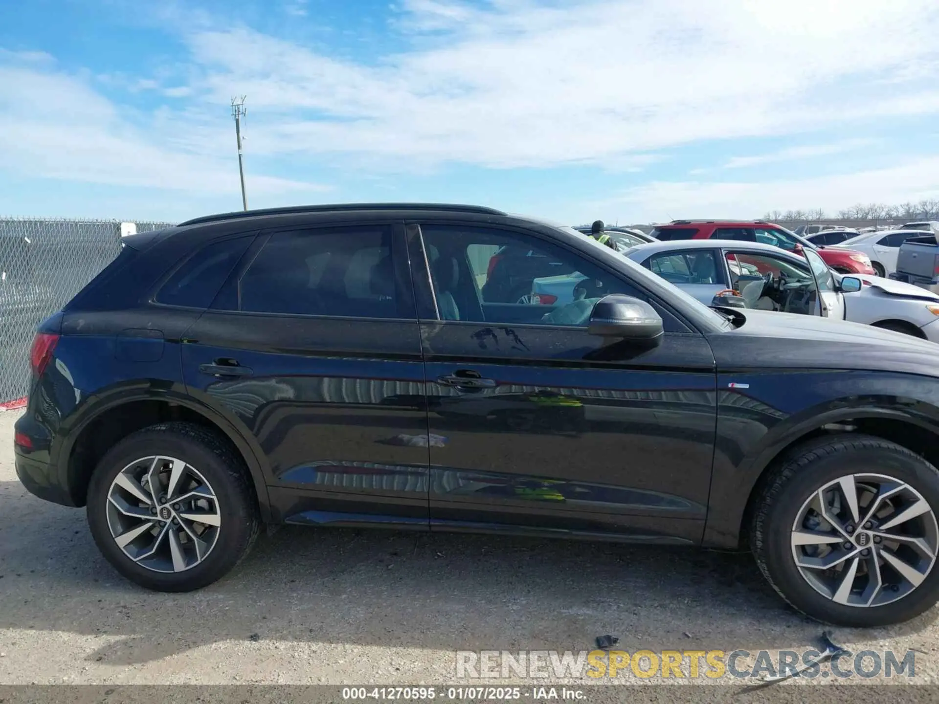 14 Photograph of a damaged car WA1GAAFYXR2105641 AUDI Q5 2024