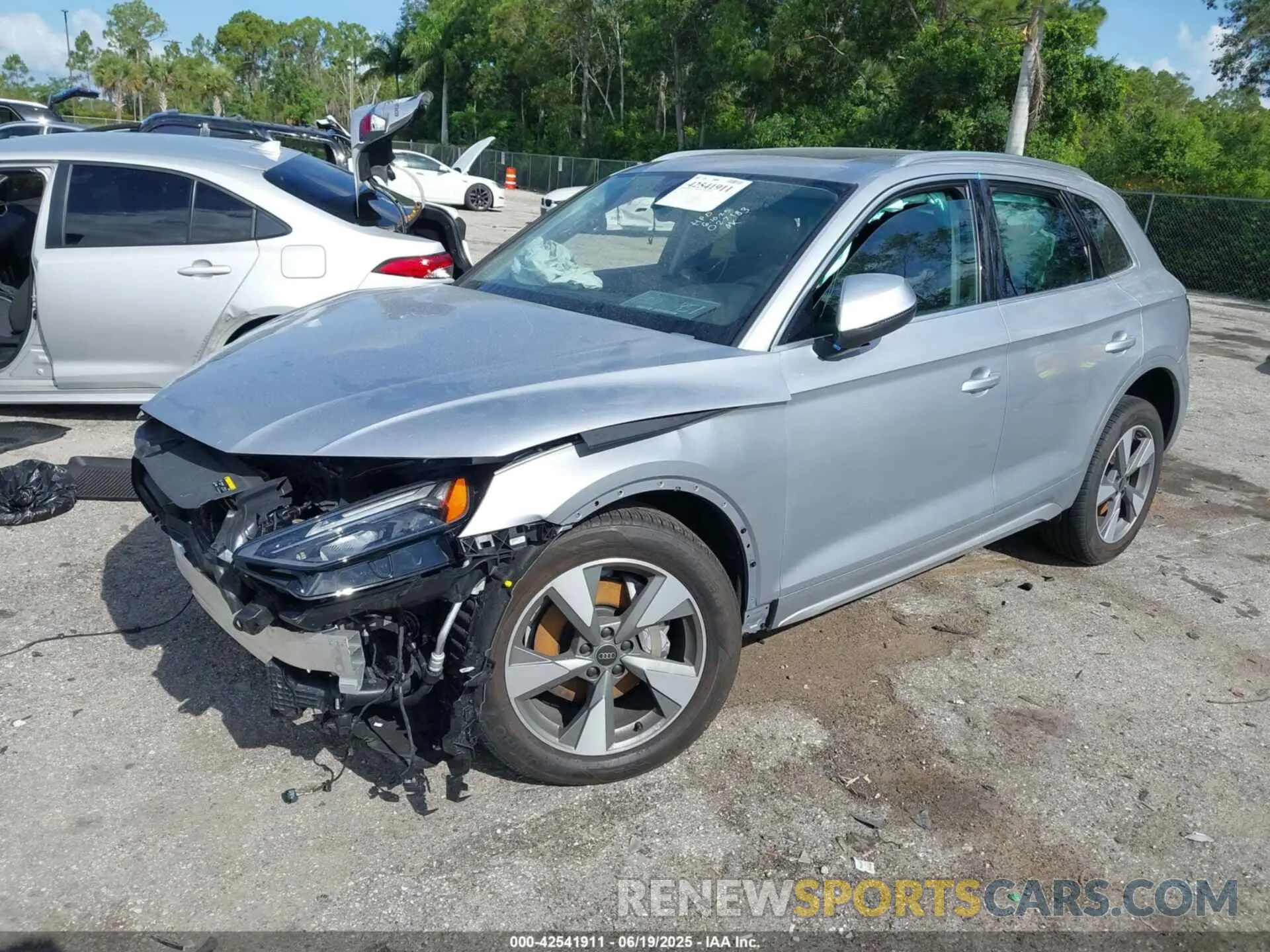 2 Photograph of a damaged car WA1BBAFY3S2027183 AUDI Q5 2025