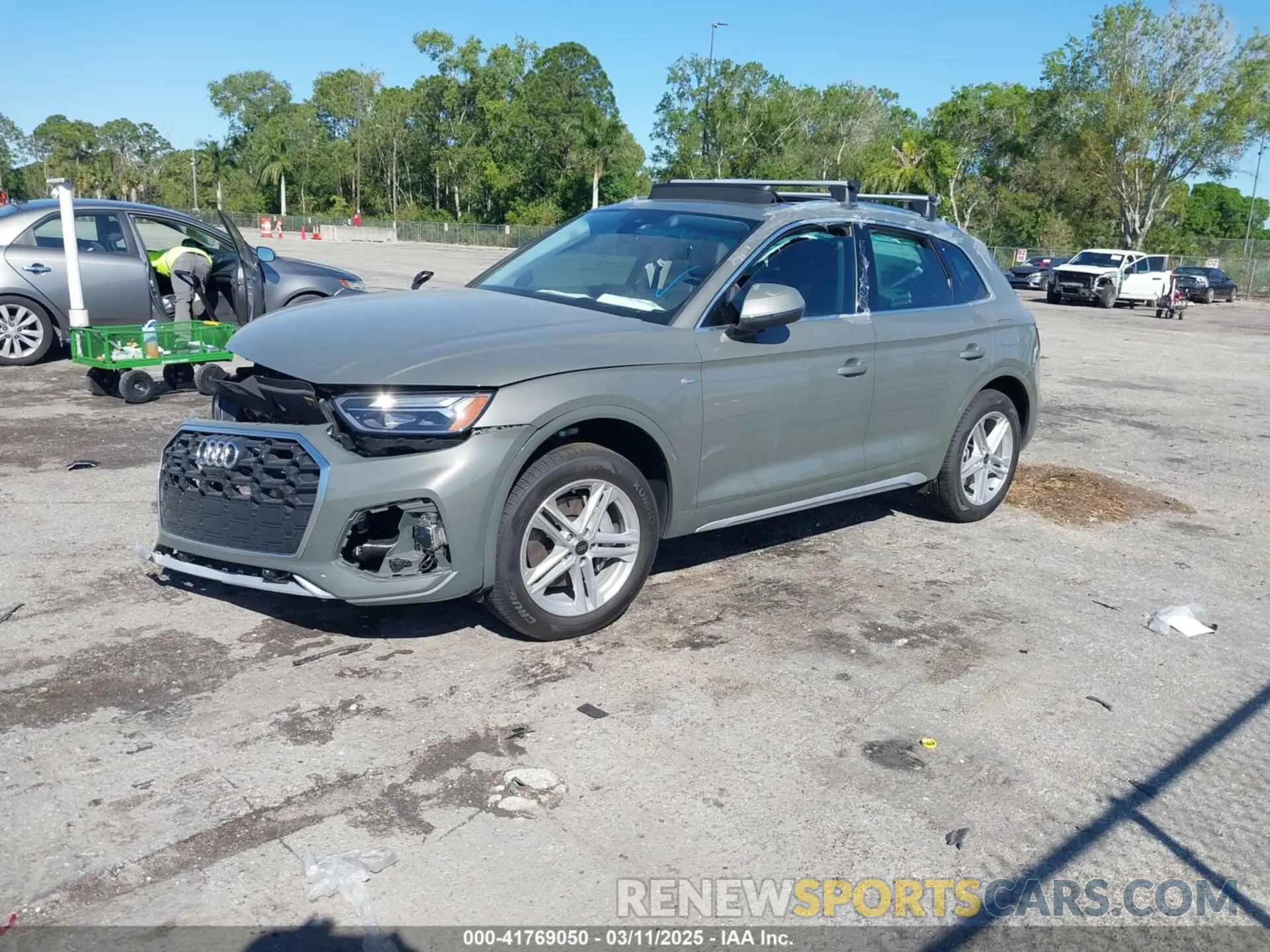 2 Фотография поврежденного автомобиля WA1E2AFYXS2011401 AUDI Q5 2025