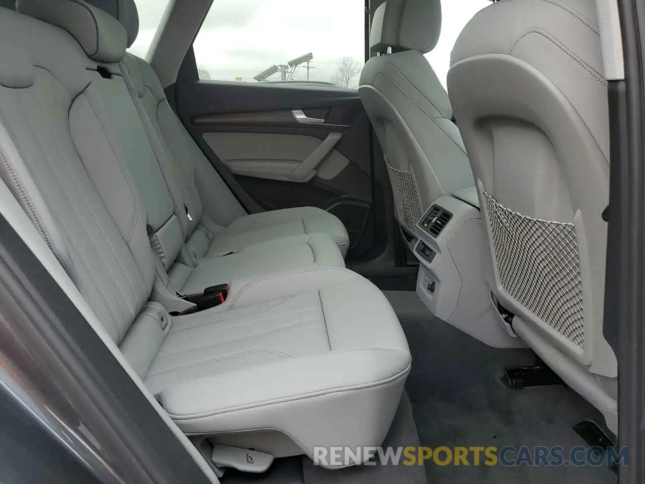 10 Фотография поврежденного автомобиля WA1EAAFY3S2035946 AUDI Q5 2025