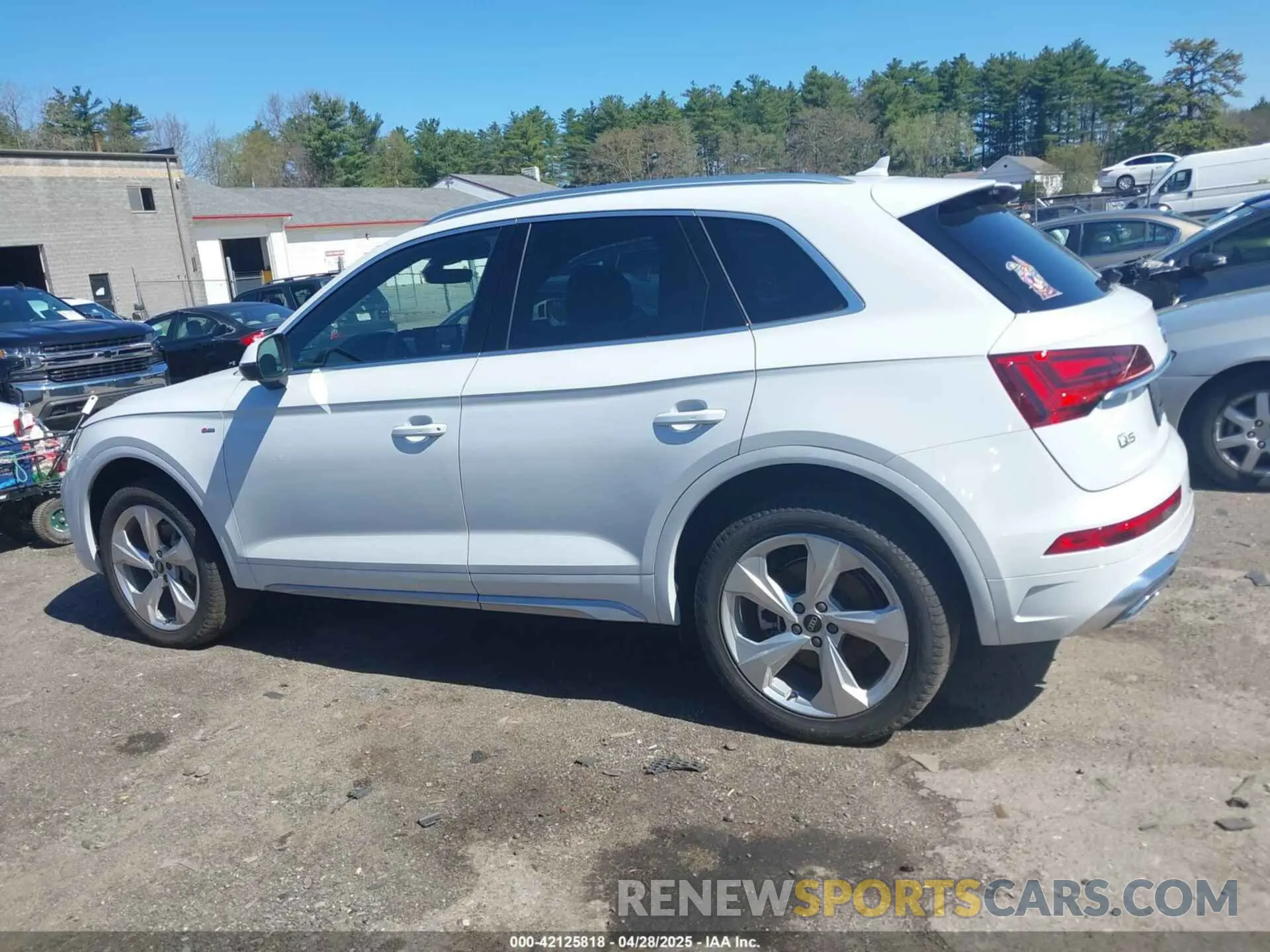 14 Фотография поврежденного автомобиля WA1EAAFY9S2016575 AUDI Q5 2025