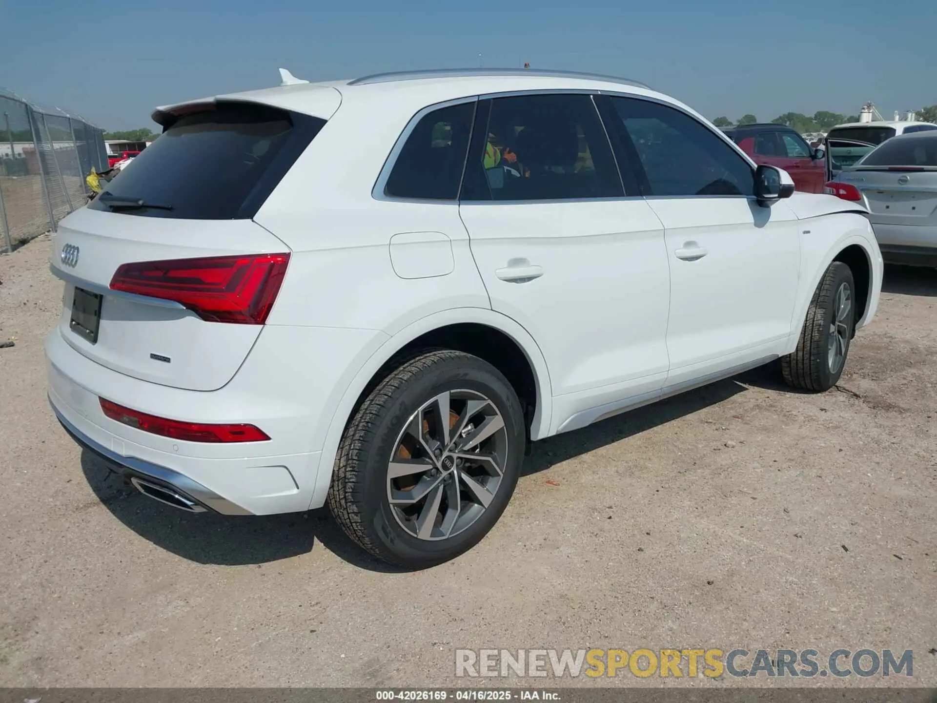 4 Фотография поврежденного автомобиля WA1GAAFY5S2029171 AUDI Q5 2025