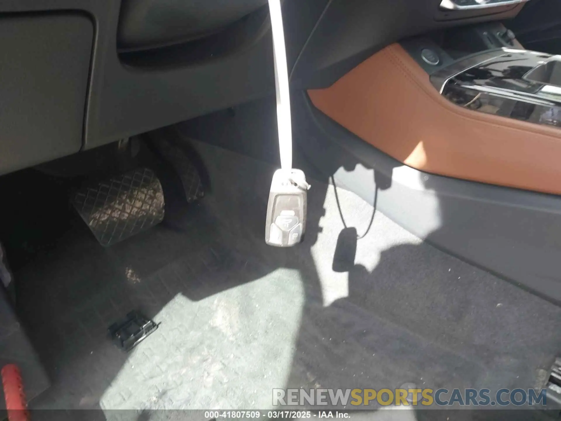 11 Photograph of a damaged car WA16AAFY1M2089690 AUDI Q5 SPORTBACK 2021