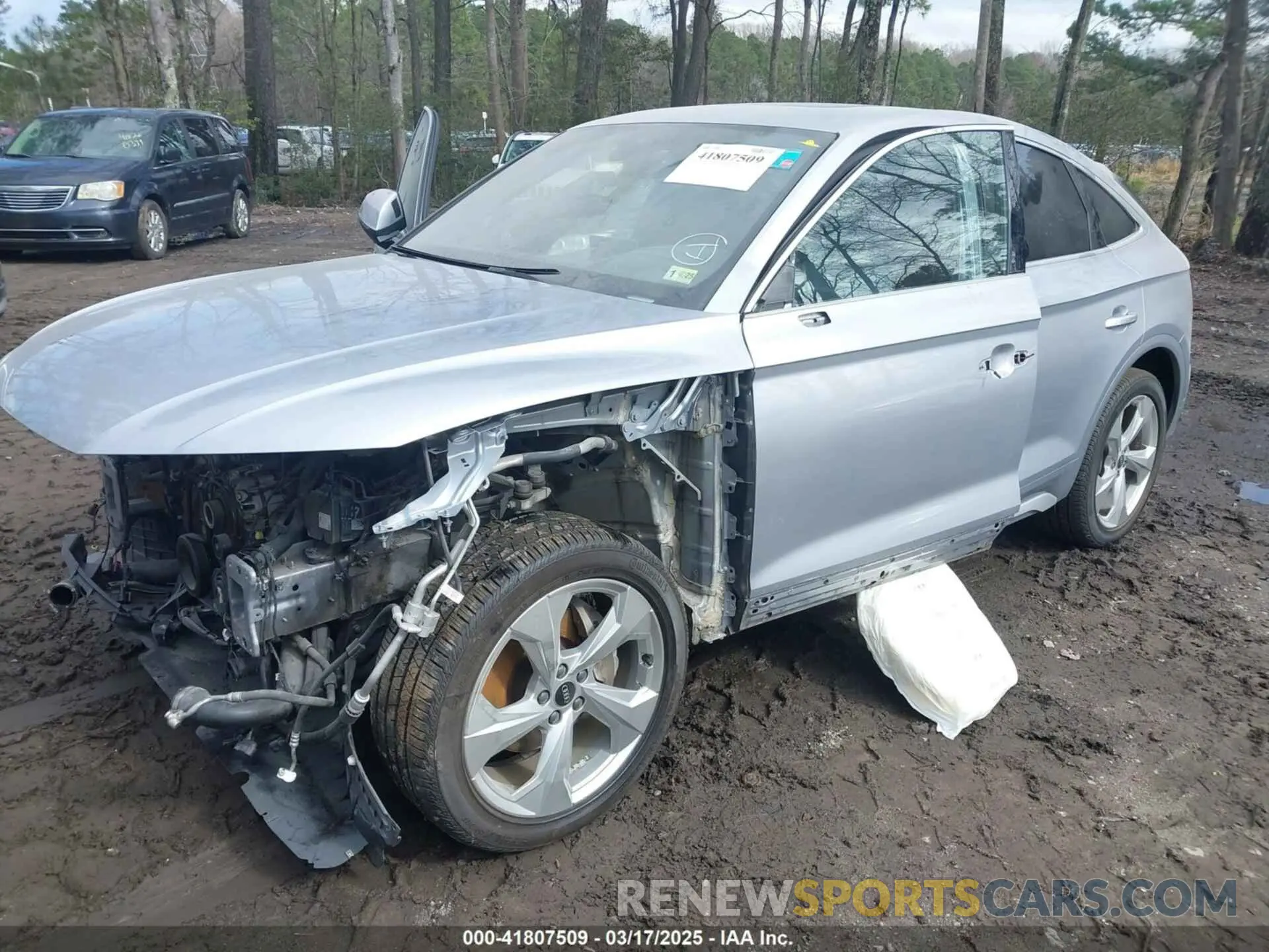 2 Photograph of a damaged car WA16AAFY1M2089690 AUDI Q5 SPORTBACK 2021