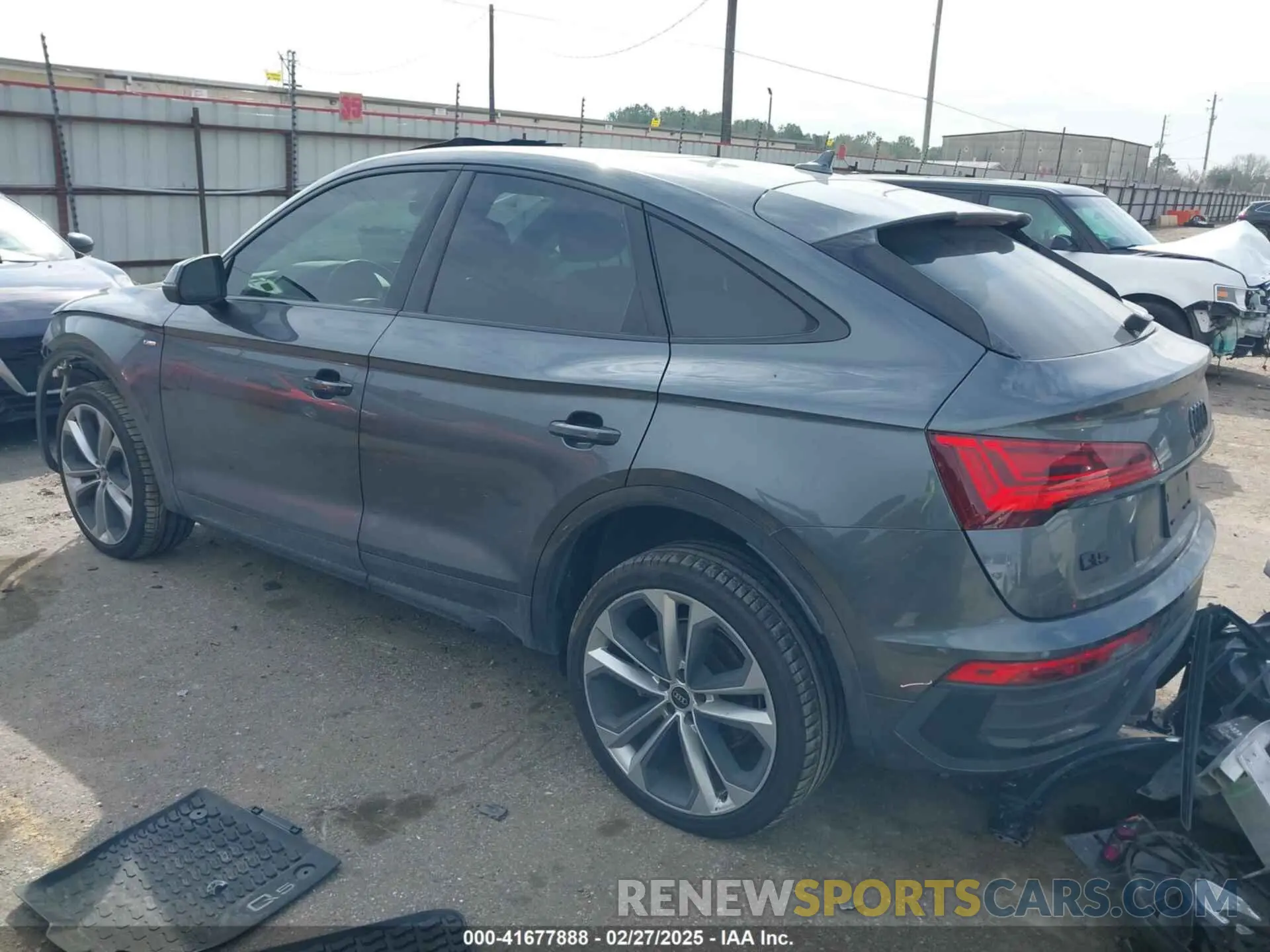 3 Photograph of a damaged car WA15AAFYXP2086576 AUDI Q5 SPORTBACK 2023