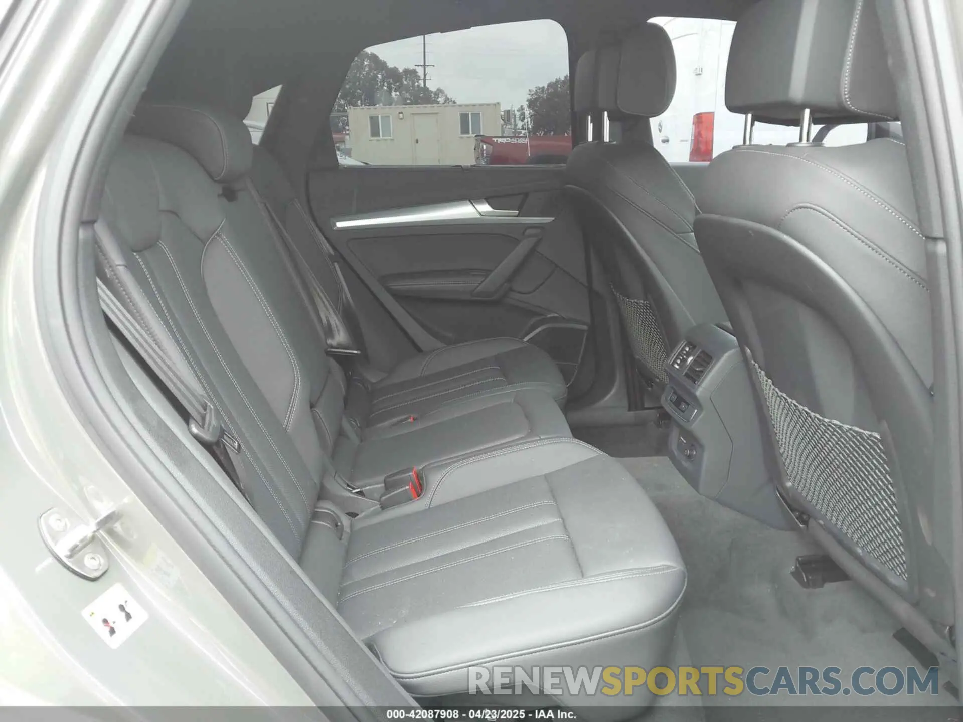 8 Фотография поврежденного автомобиля WA15AAFY3R2078175 AUDI Q5 SPORTBACK 2024