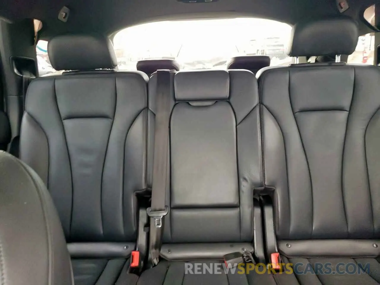 10 Фотография поврежденного автомобиля WA1AAAF73KD013939 AUDI Q7 2019
