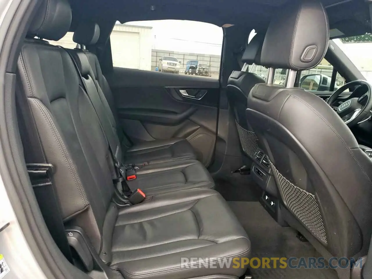 11 Фотография поврежденного автомобиля WA1AAAF73KD013939 AUDI Q7 2019