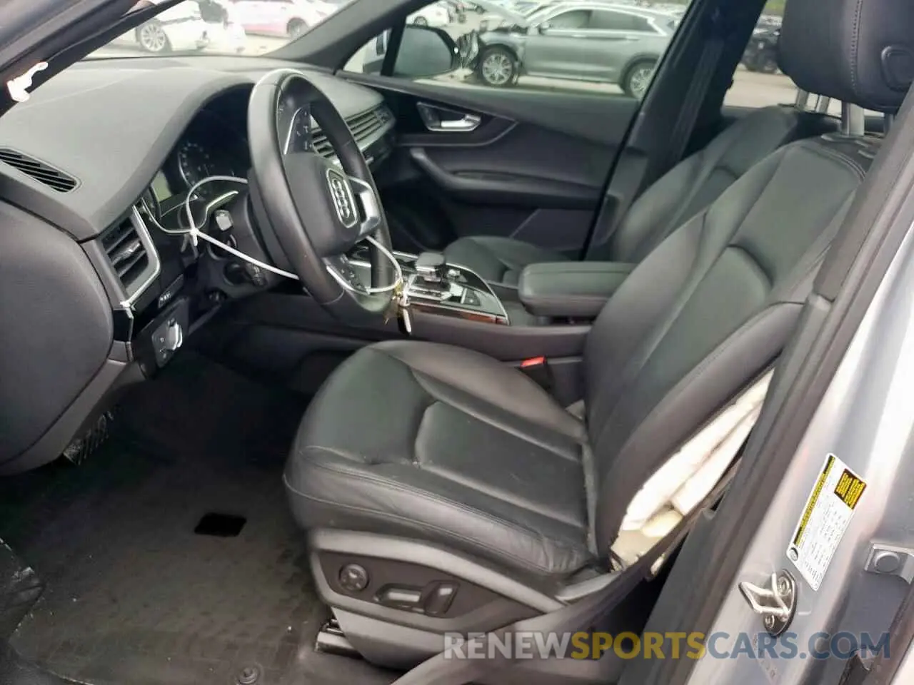 7 Фотография поврежденного автомобиля WA1AAAF73KD013939 AUDI Q7 2019