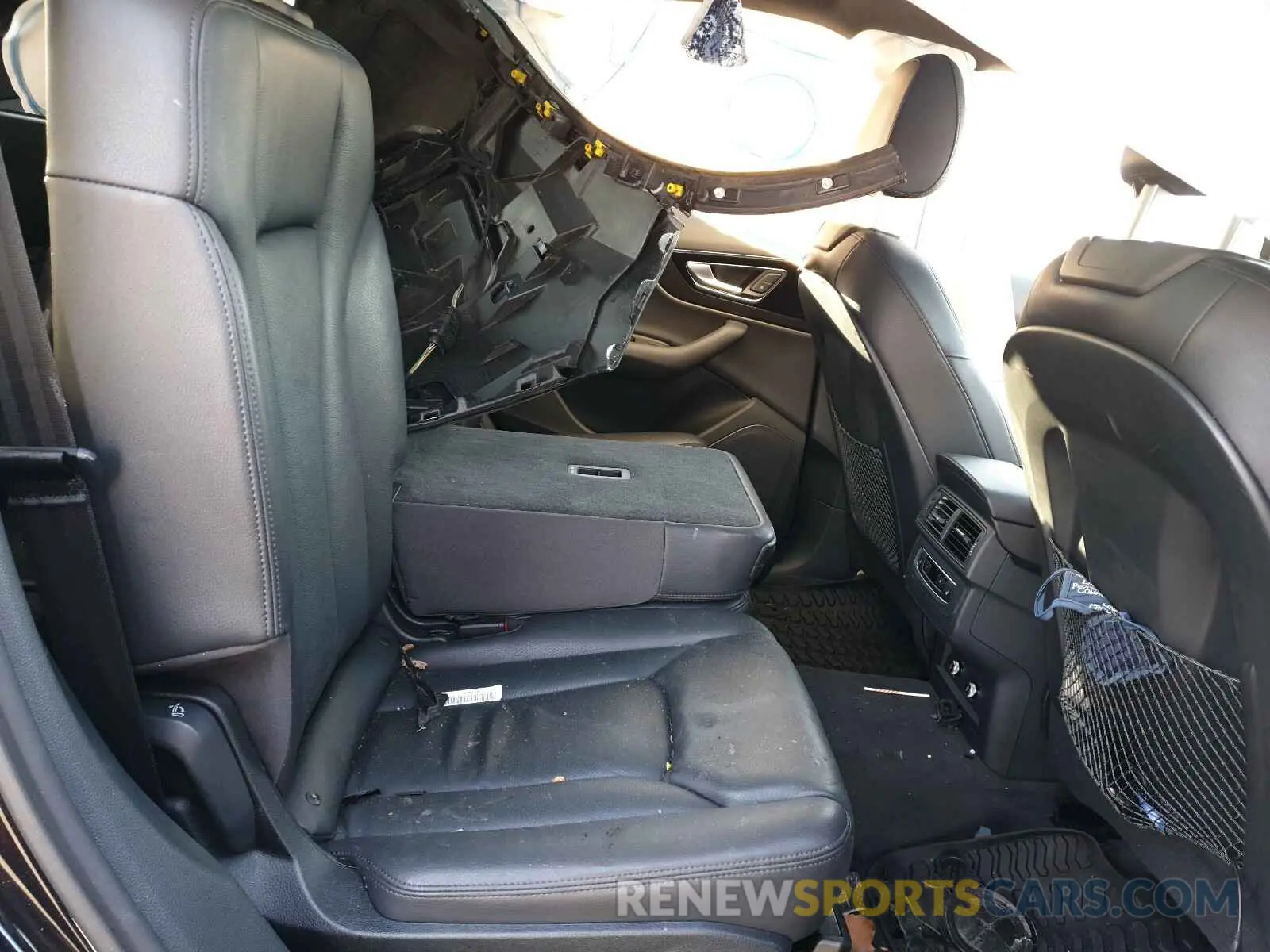 6 Photograph of a damaged car WA1AAAF73KD028540 AUDI Q7 2019