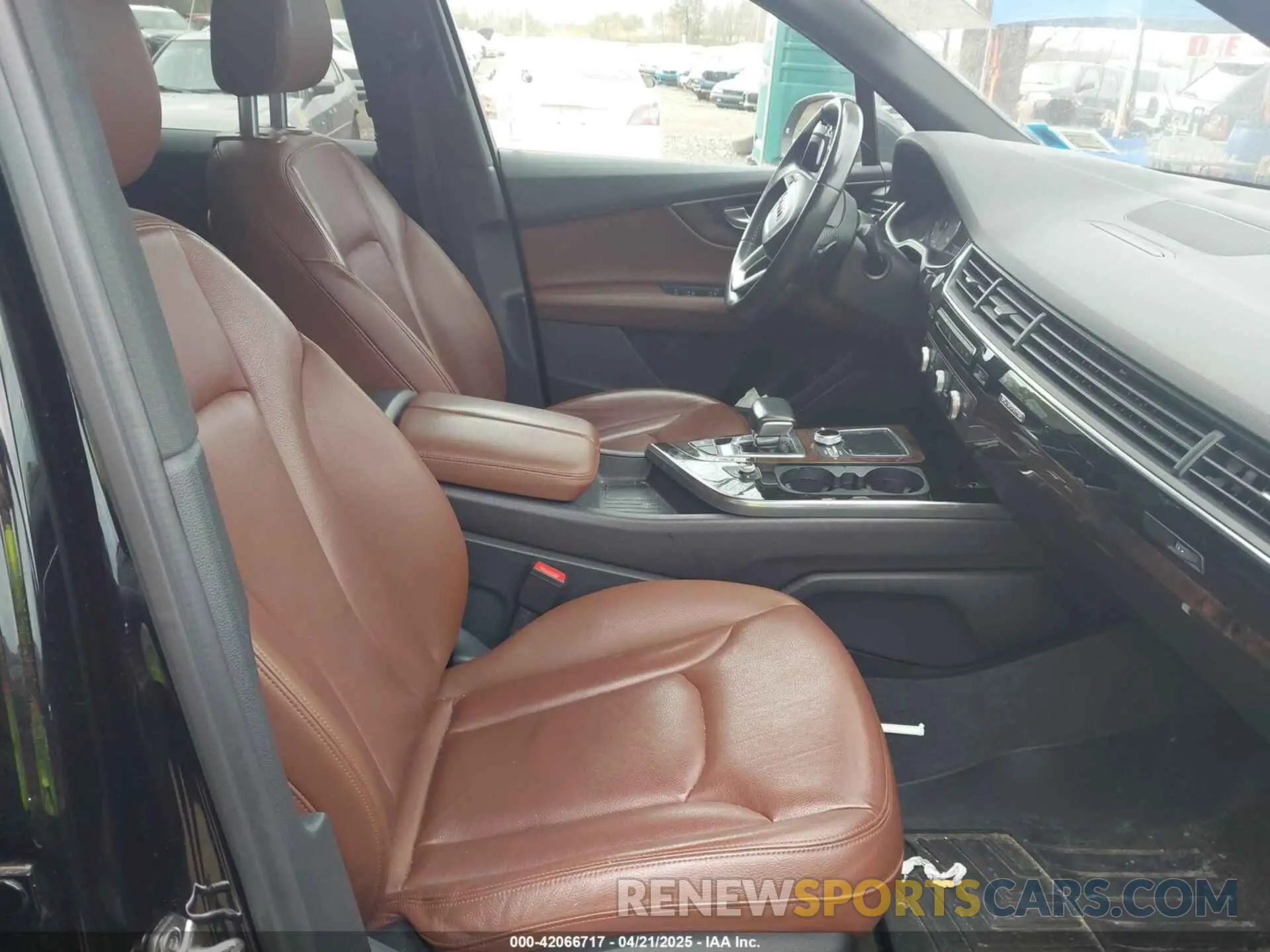 5 Фотография поврежденного автомобиля WA1AAAF74KD002299 AUDI Q7 2019