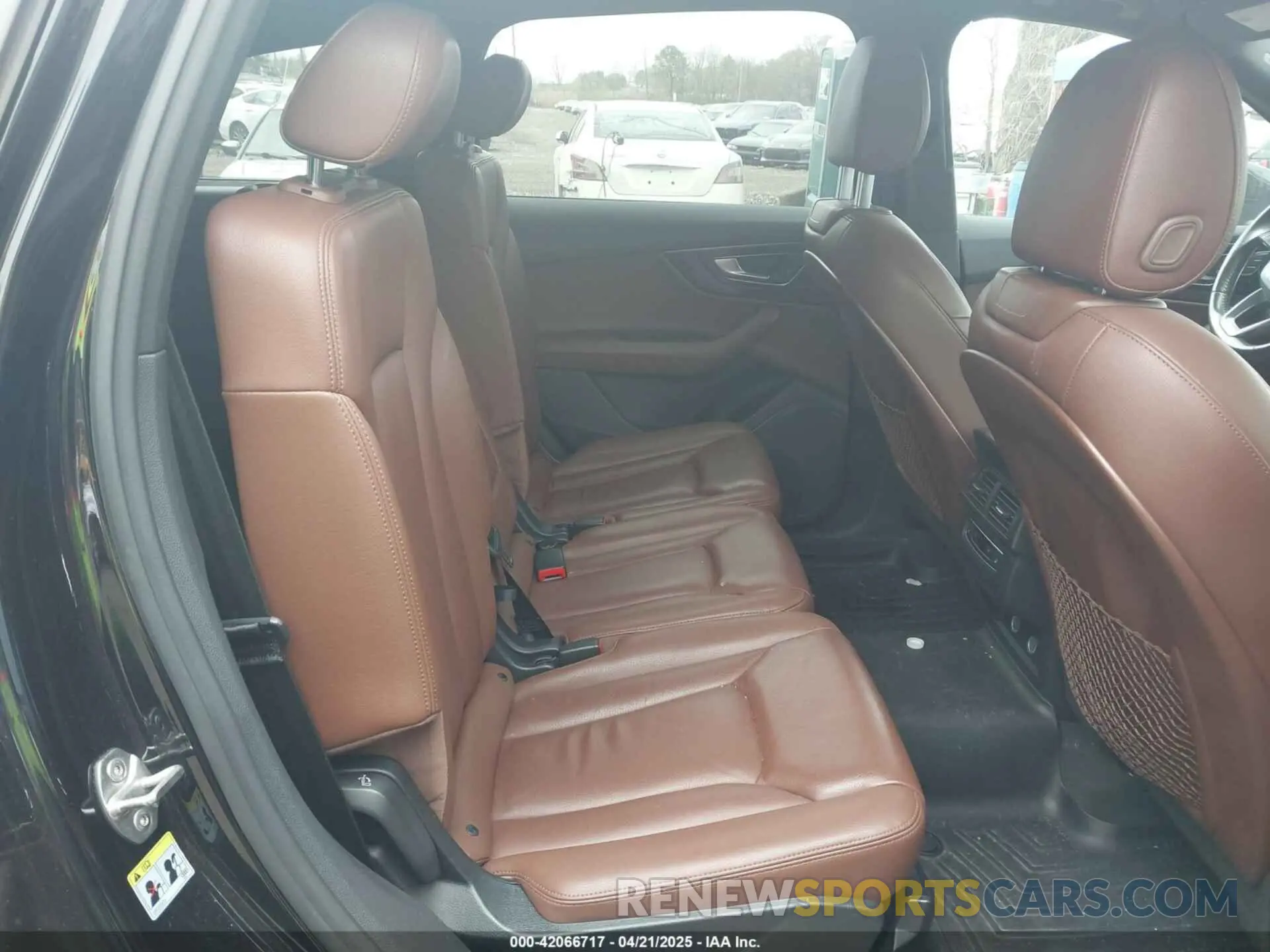 8 Фотография поврежденного автомобиля WA1AAAF74KD002299 AUDI Q7 2019