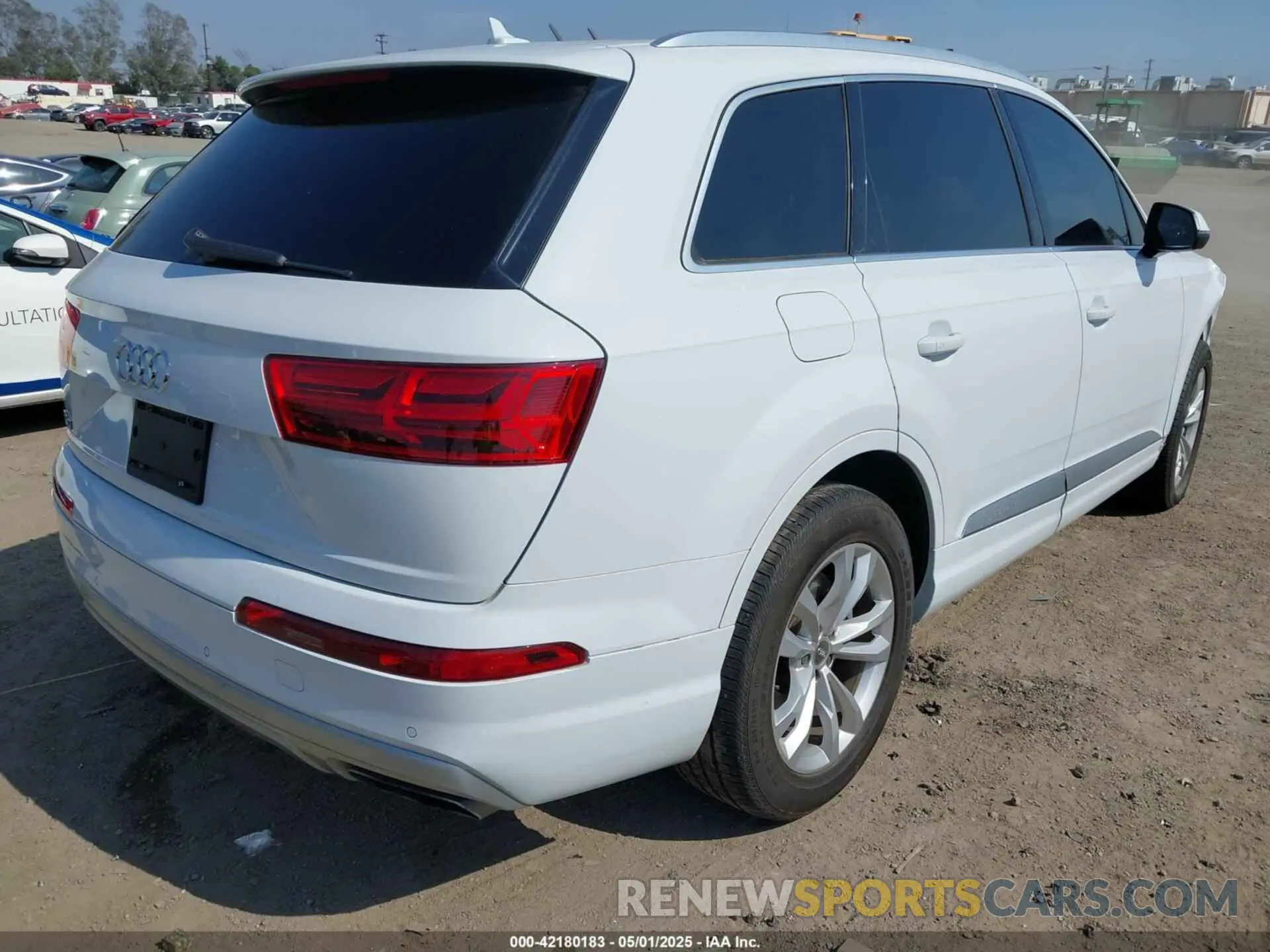 4 Фотография поврежденного автомобиля WA1AAAF74KD004991 AUDI Q7 2019