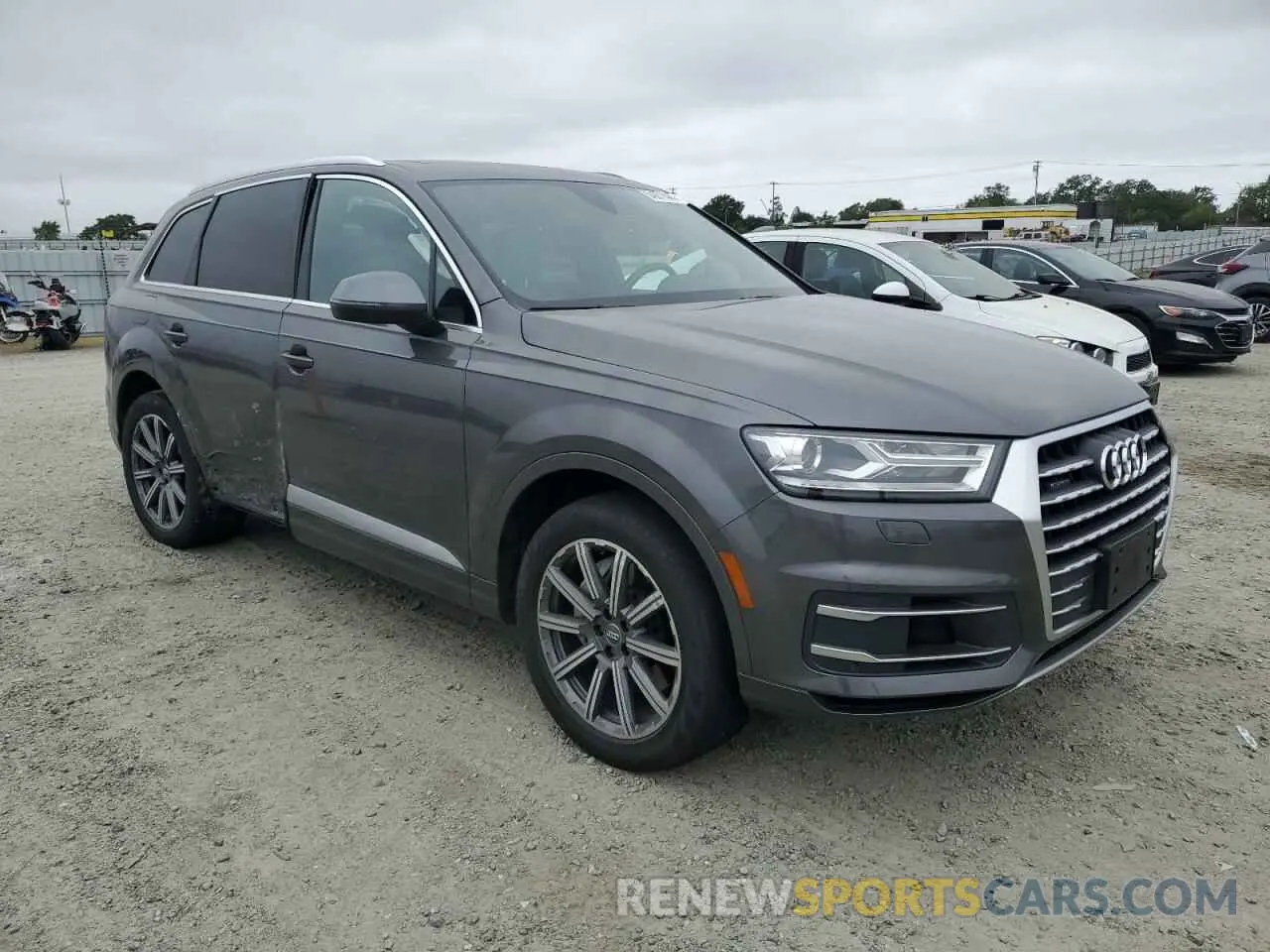 4 Фотография поврежденного автомобиля WA1AAAF74KD008880 AUDI Q7 2019