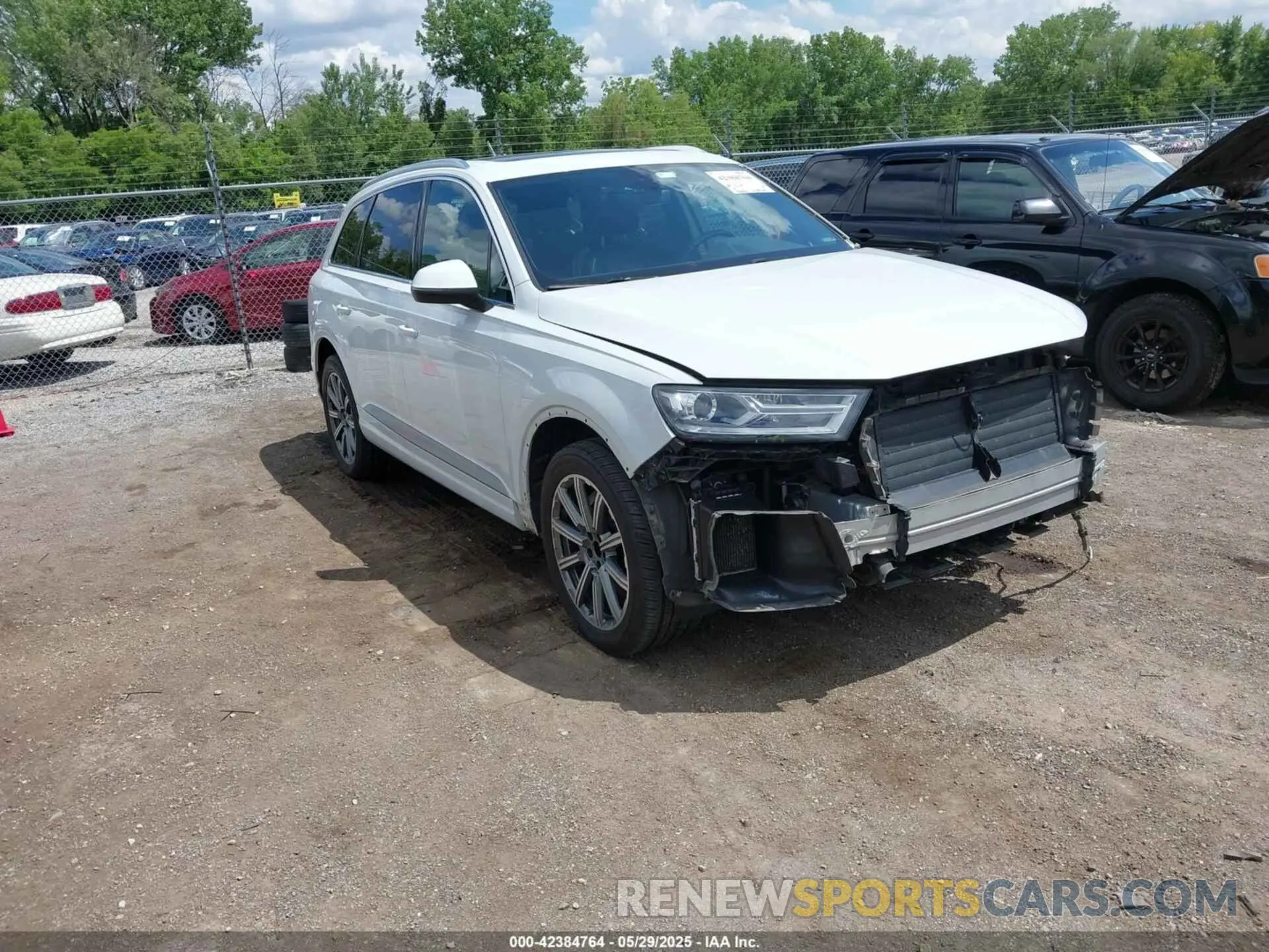 1 Фотография поврежденного автомобиля WA1AAAF75KD002473 AUDI Q7 2019
