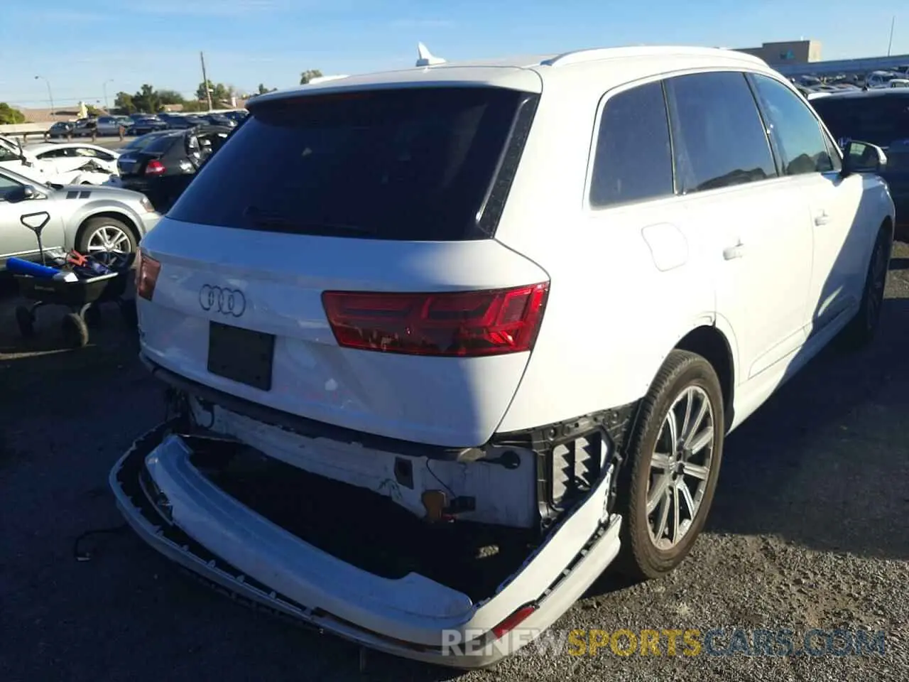 4 Photograph of a damaged car WA1AAAF76KD007262 AUDI Q7 2019